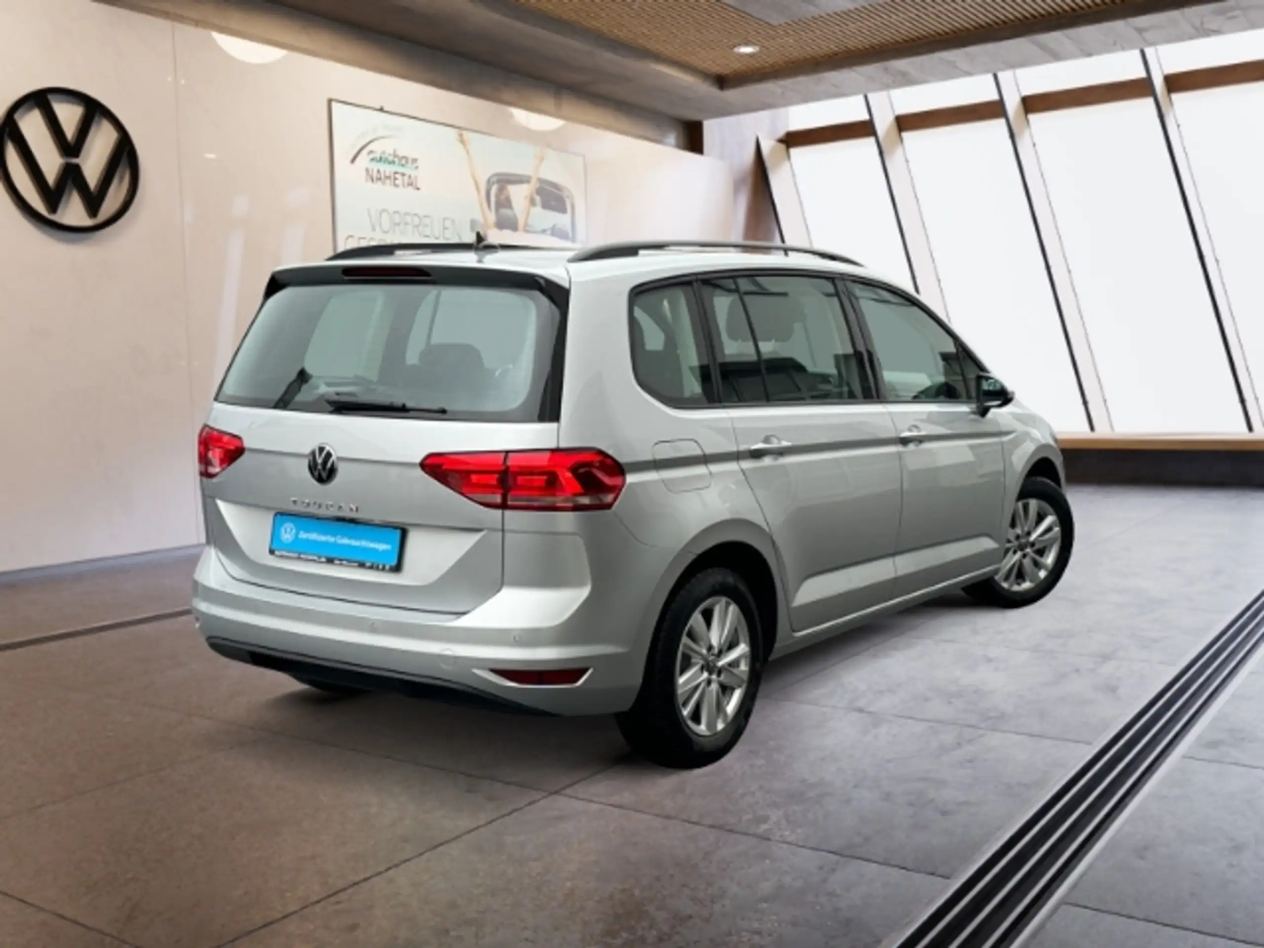 Volkswagen - Touran