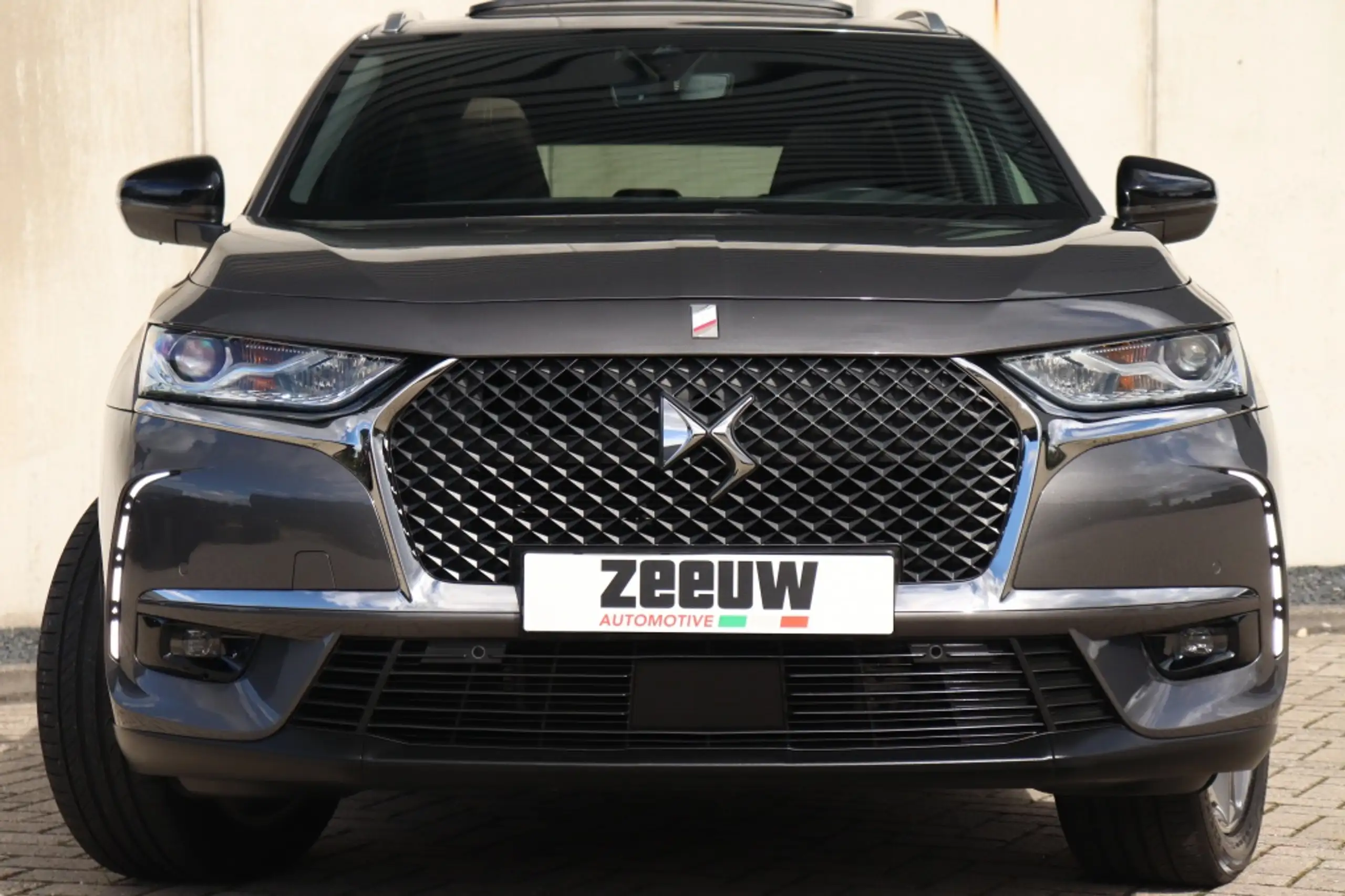 DS Automobiles - DS 7 Crossback