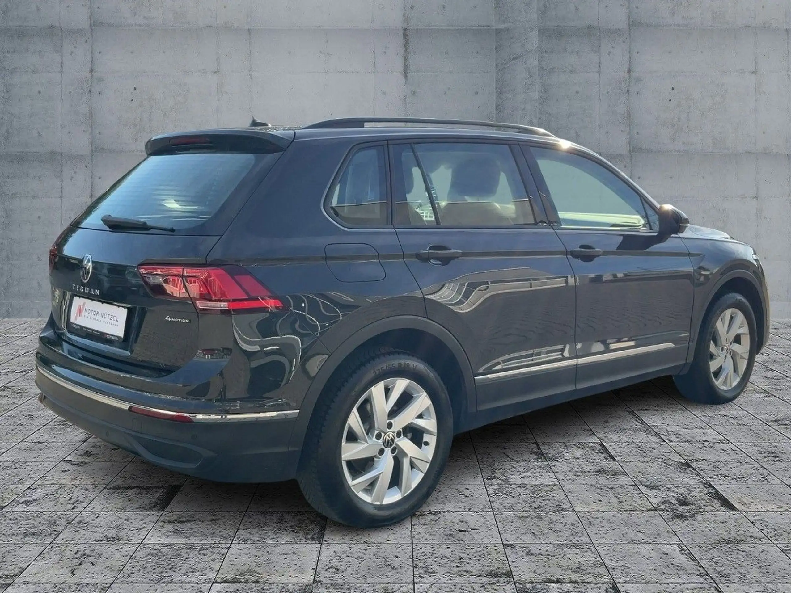 Volkswagen - Tiguan