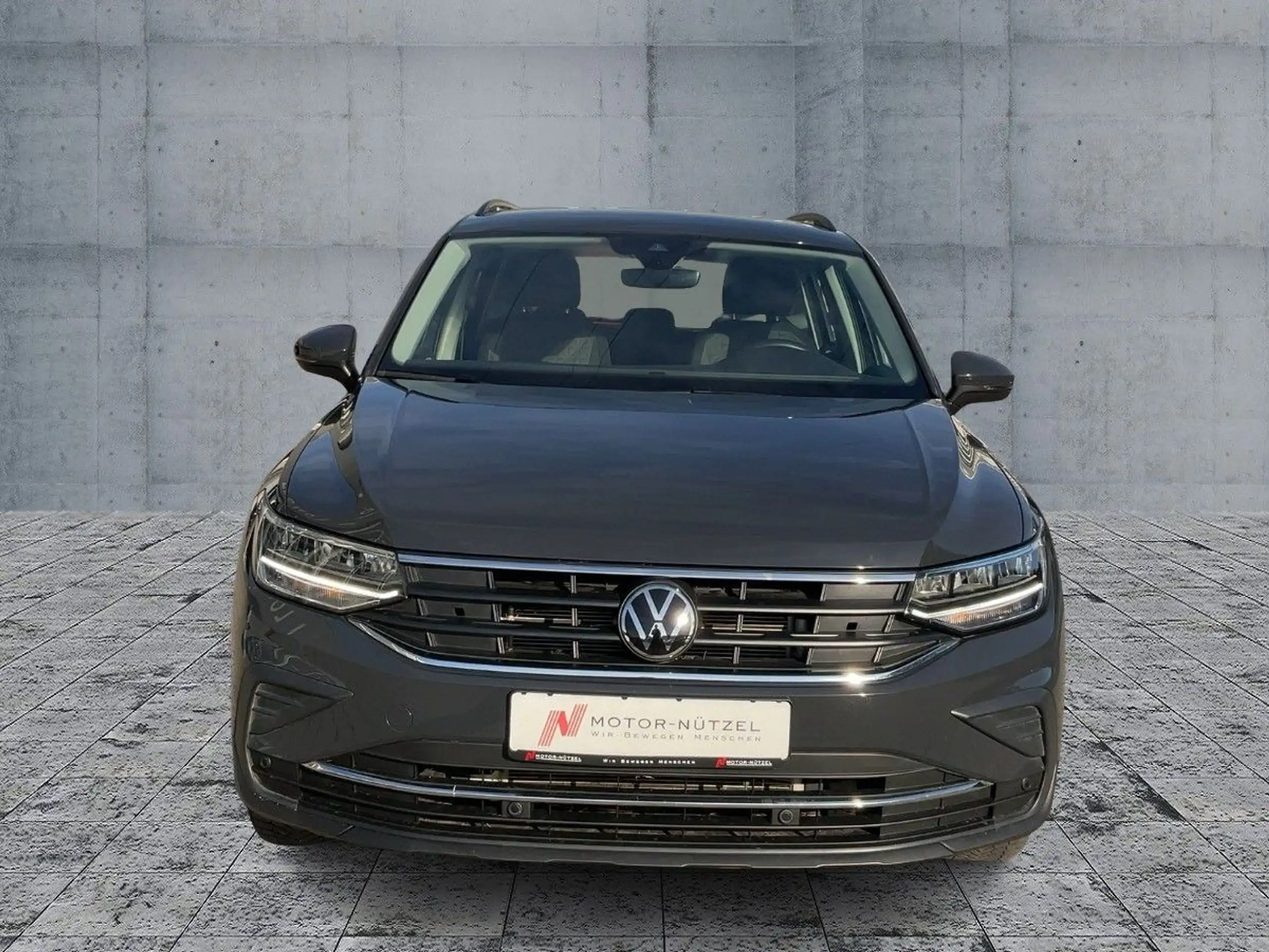 Volkswagen - Tiguan