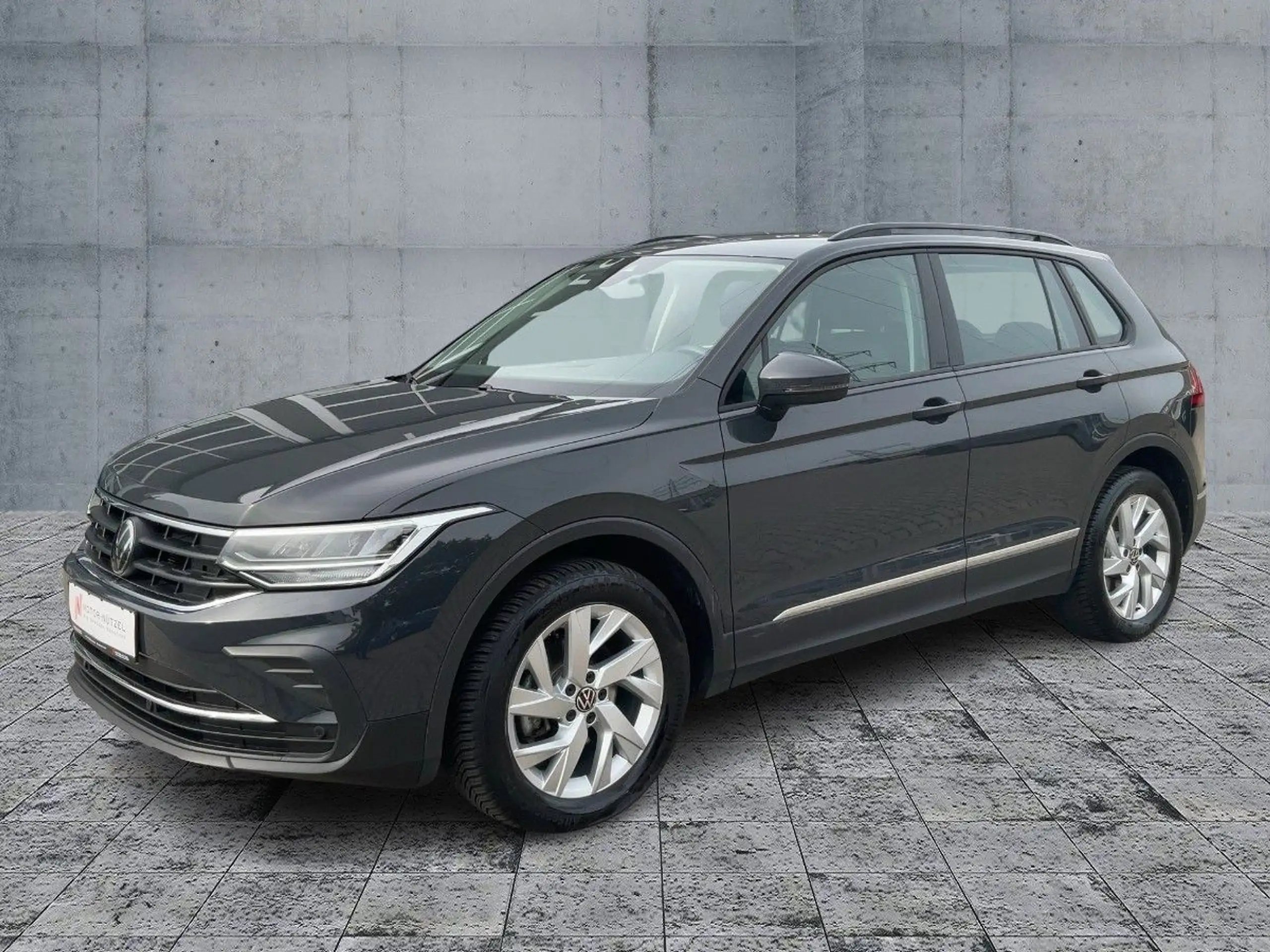 Volkswagen - Tiguan