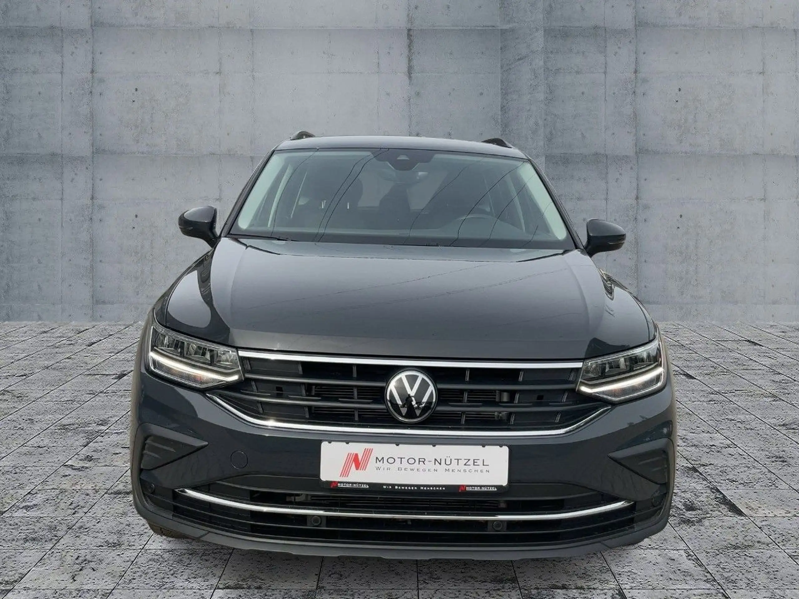 Volkswagen - Tiguan