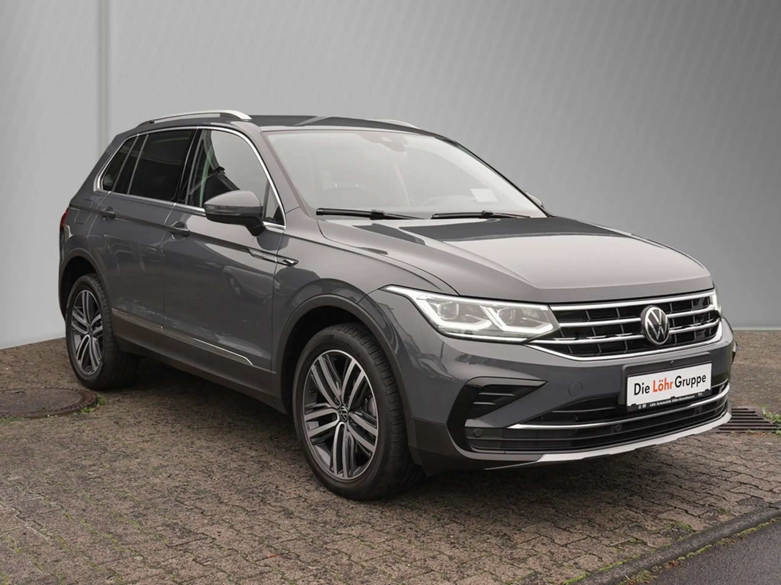 Volkswagen - Tiguan