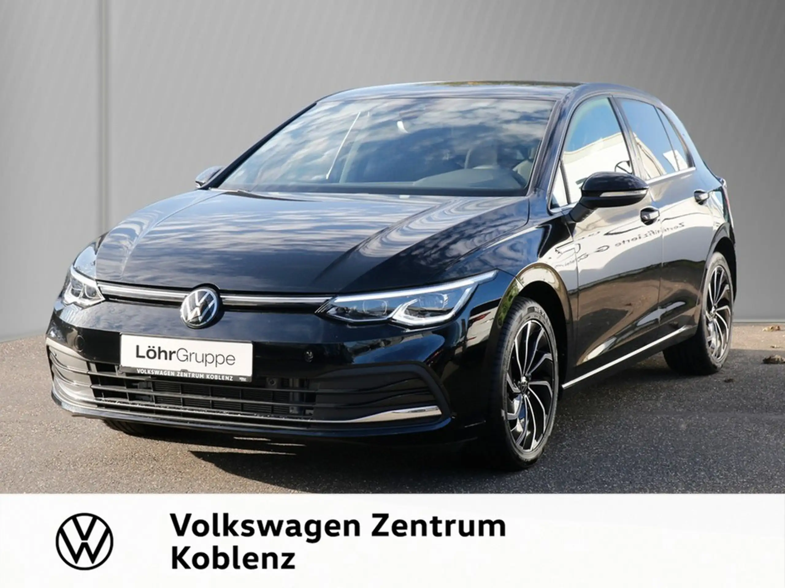 Volkswagen - Golf