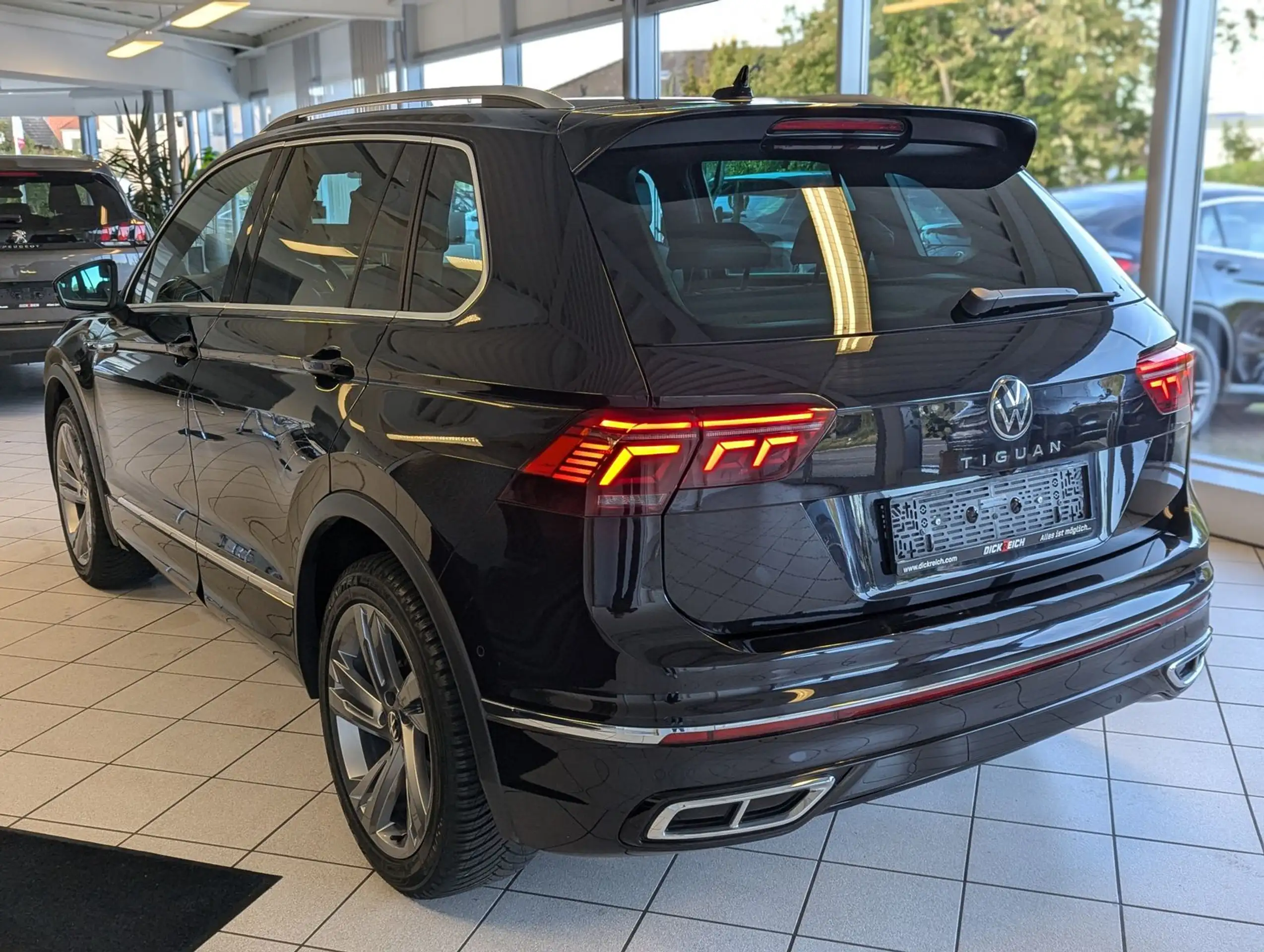 Volkswagen - Tiguan