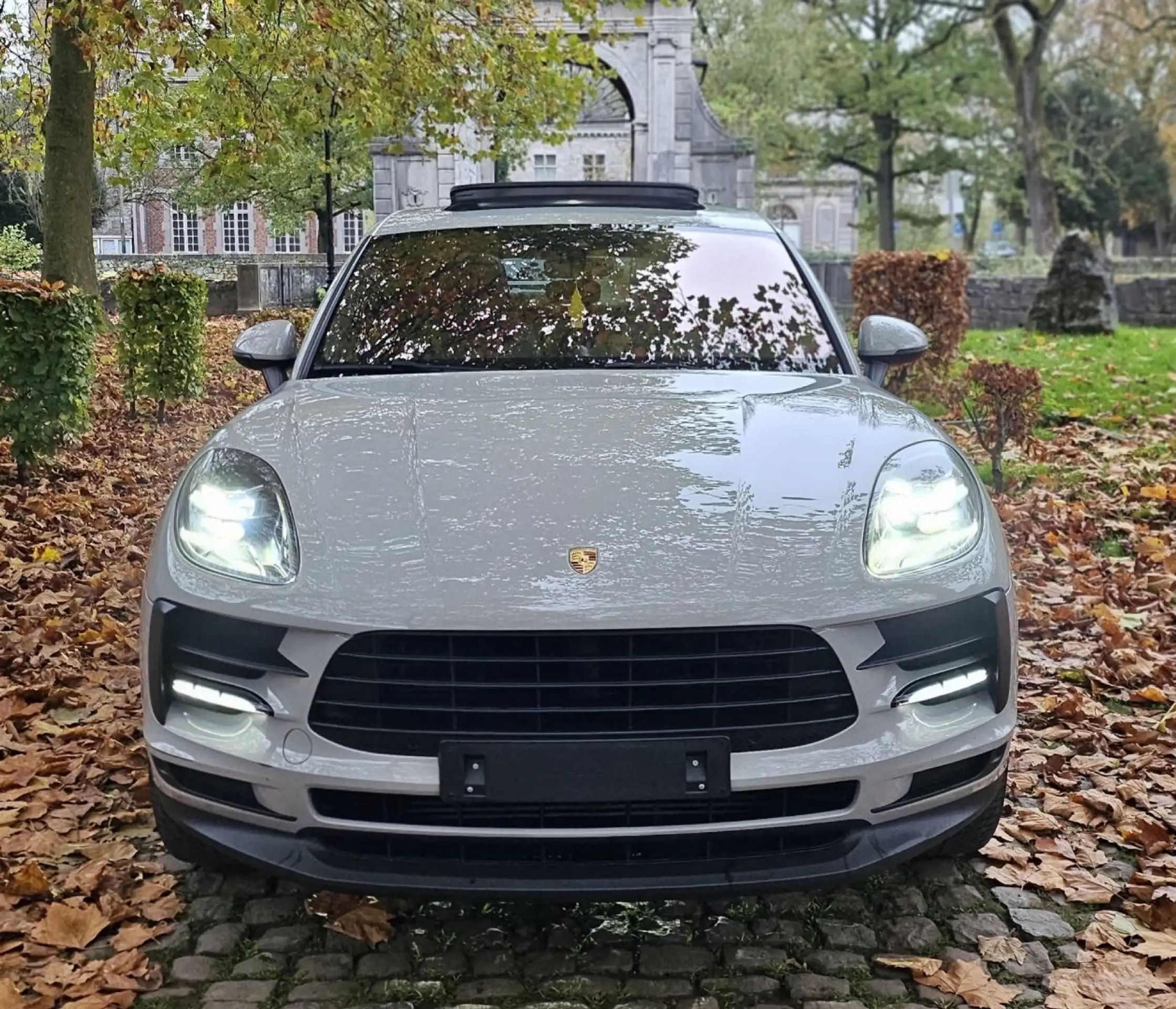 Porsche - Macan