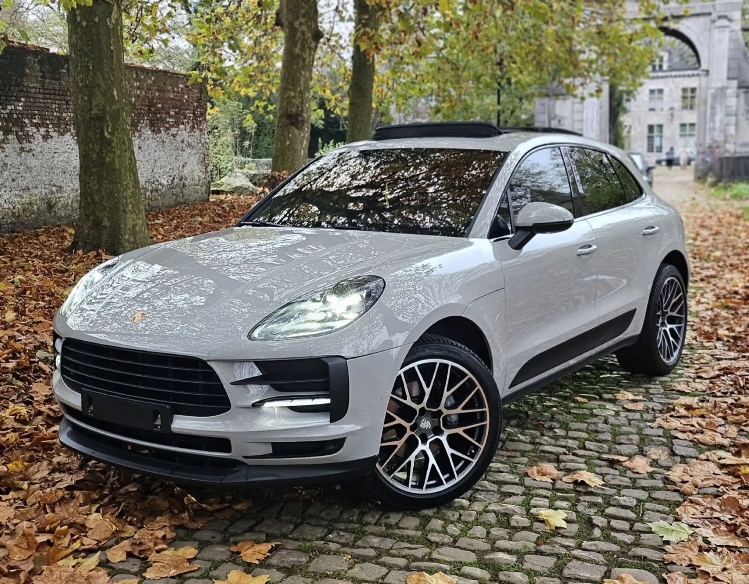 Porsche - Macan