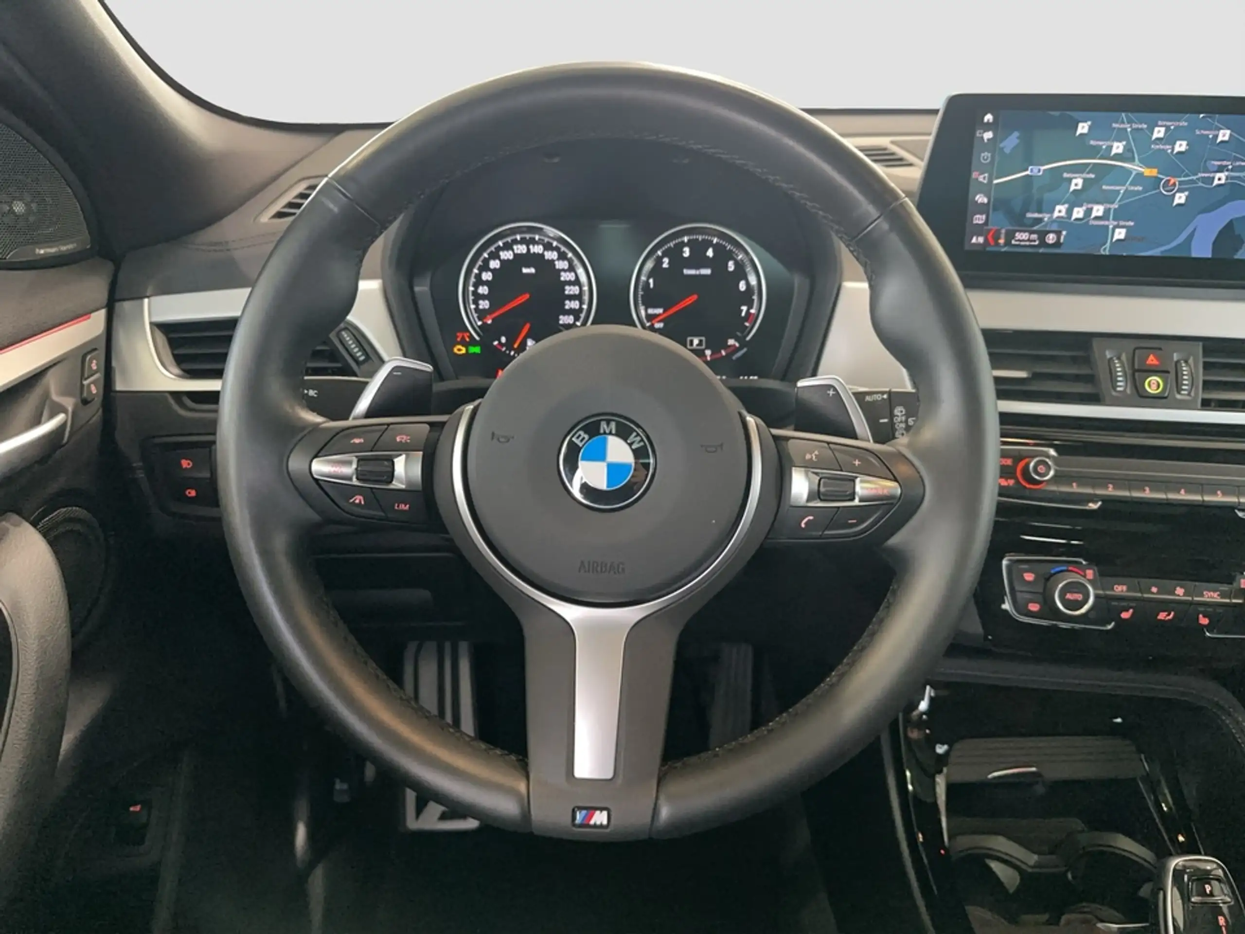 BMW - X2