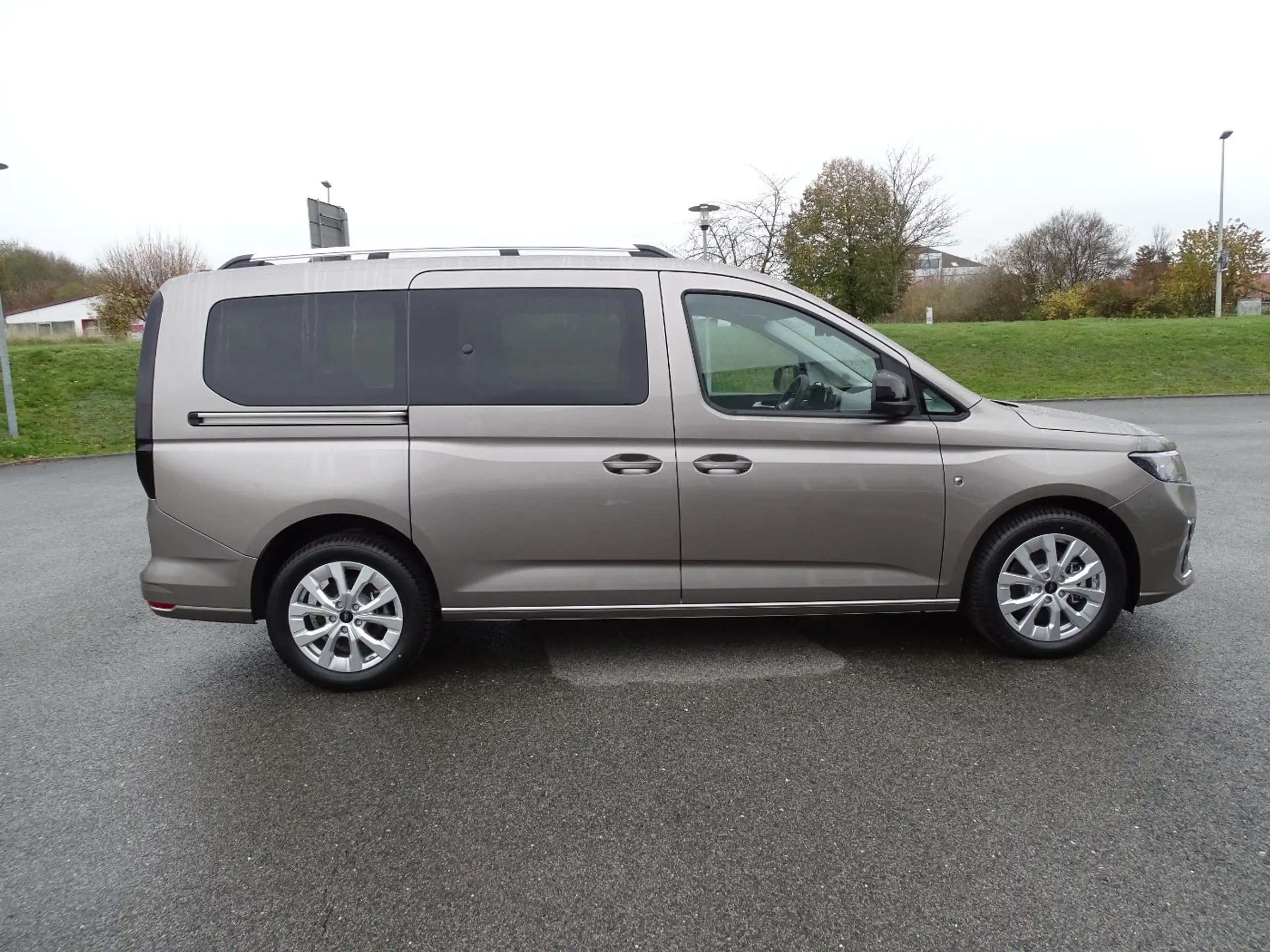 Ford - Tourneo Connect