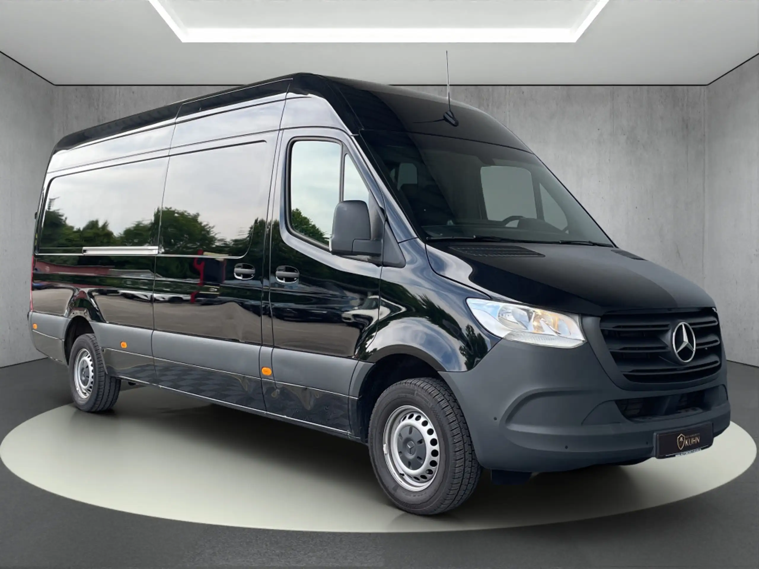 Mercedes-Benz - Sprinter