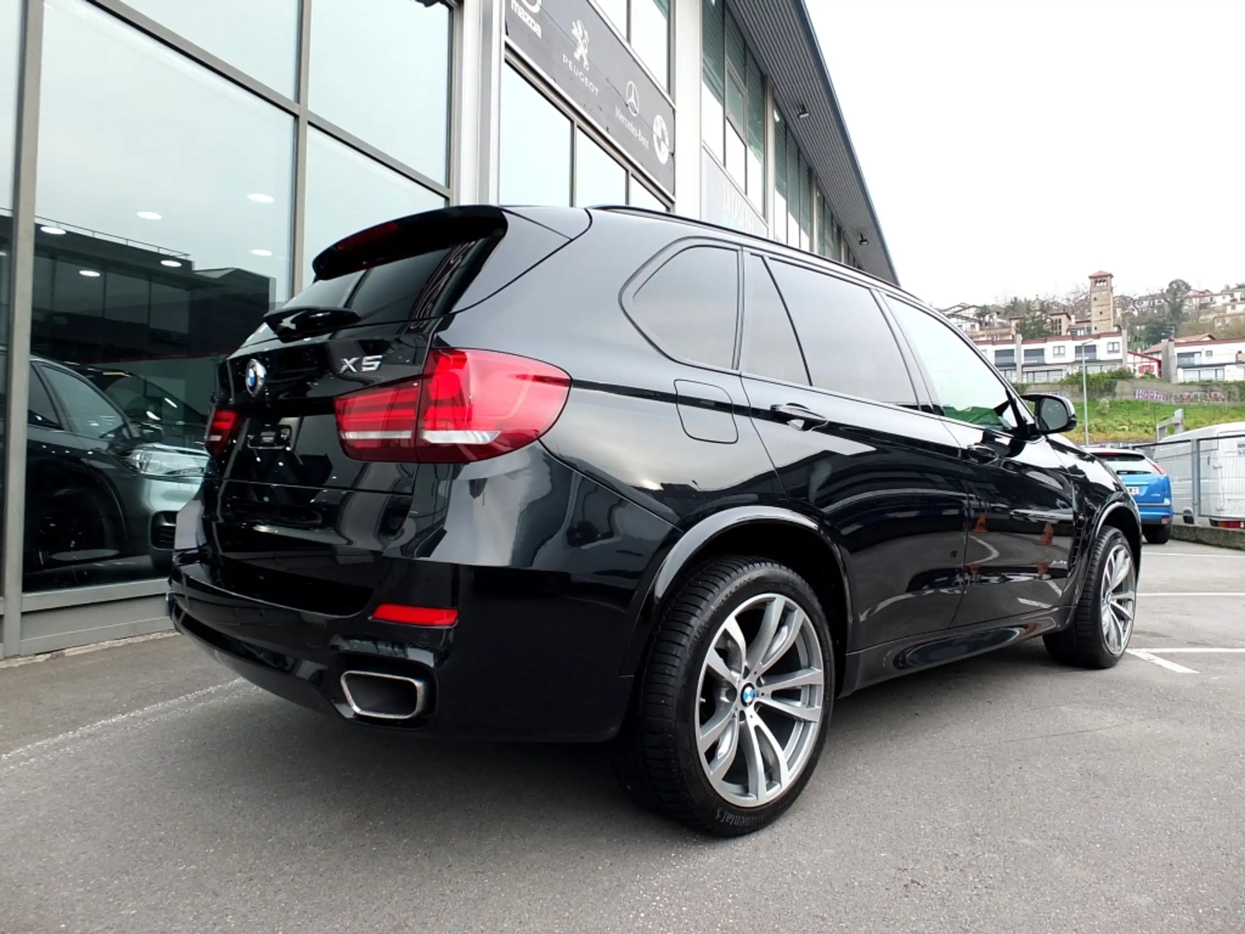 BMW - X5