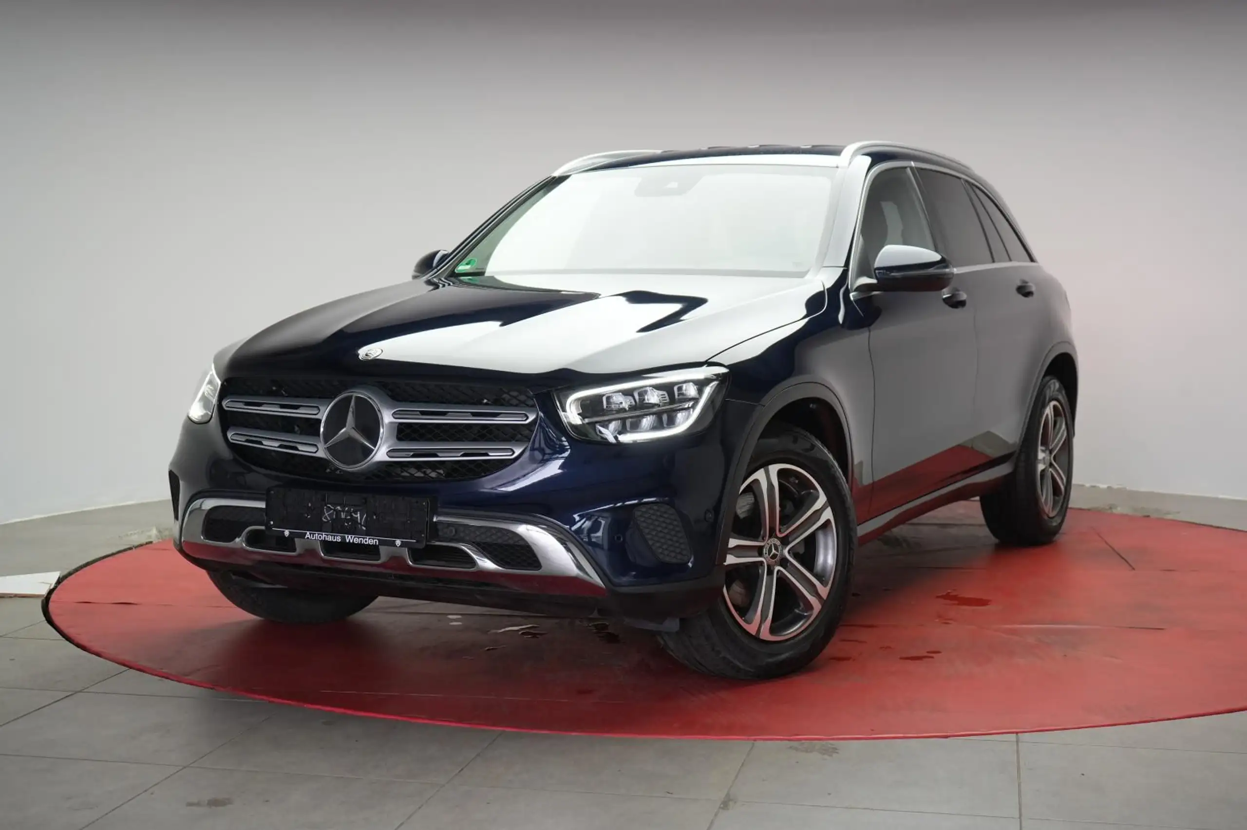 Mercedes-Benz - GLC 220