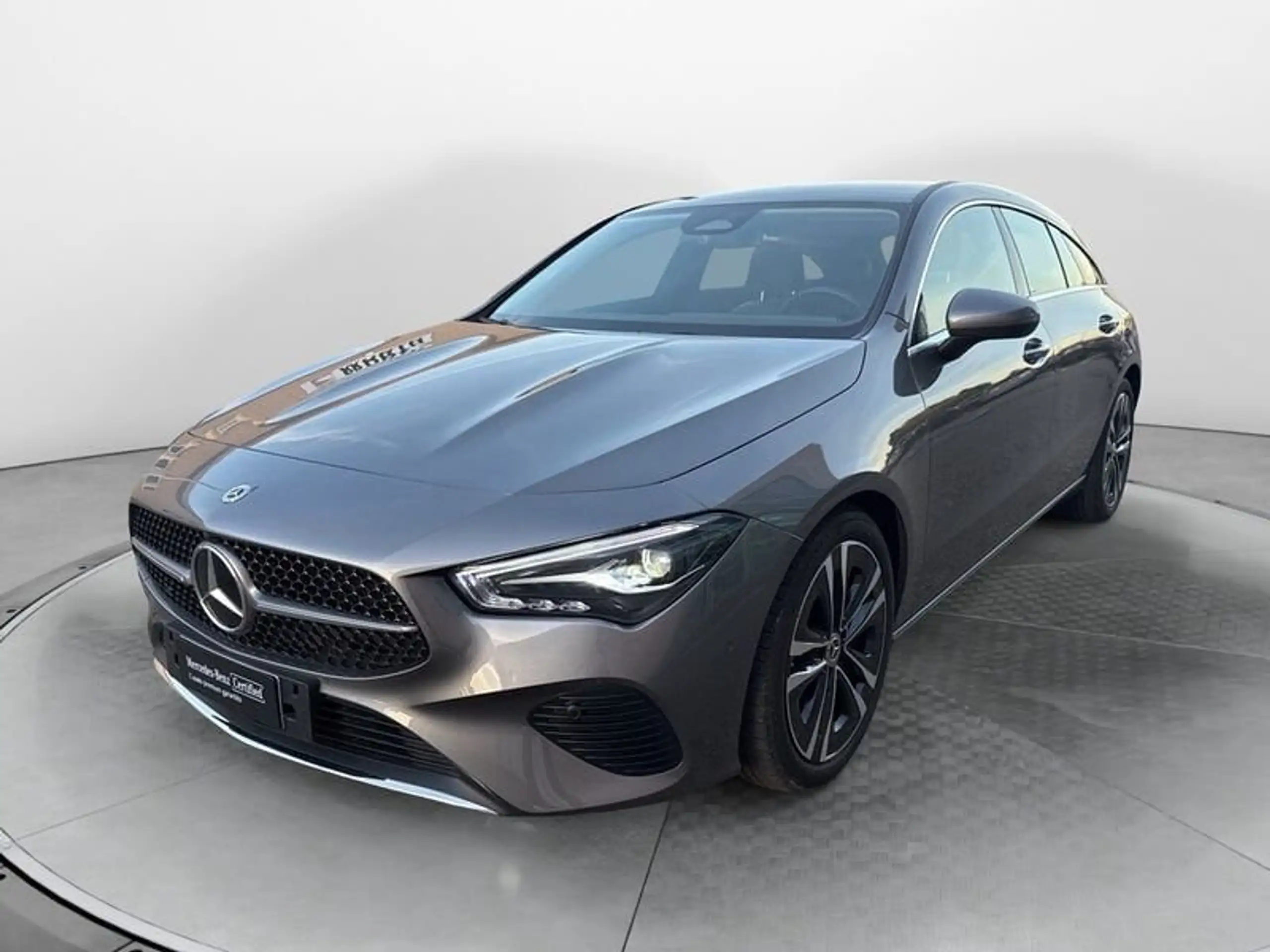 Mercedes-Benz CLA 180 2024