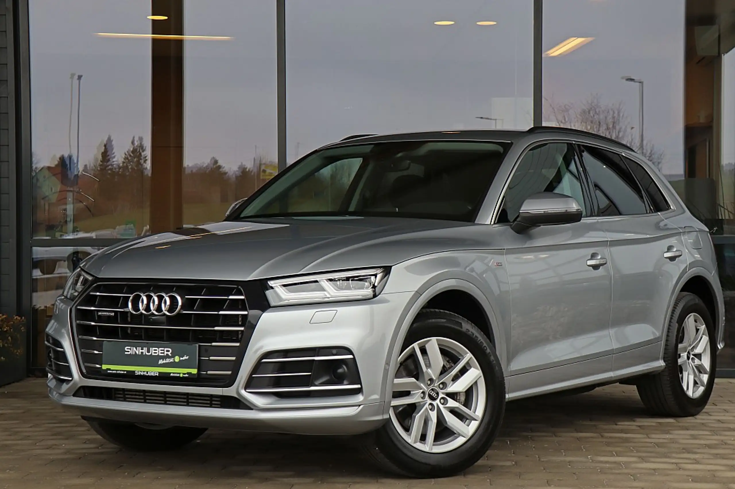 Audi - Q5