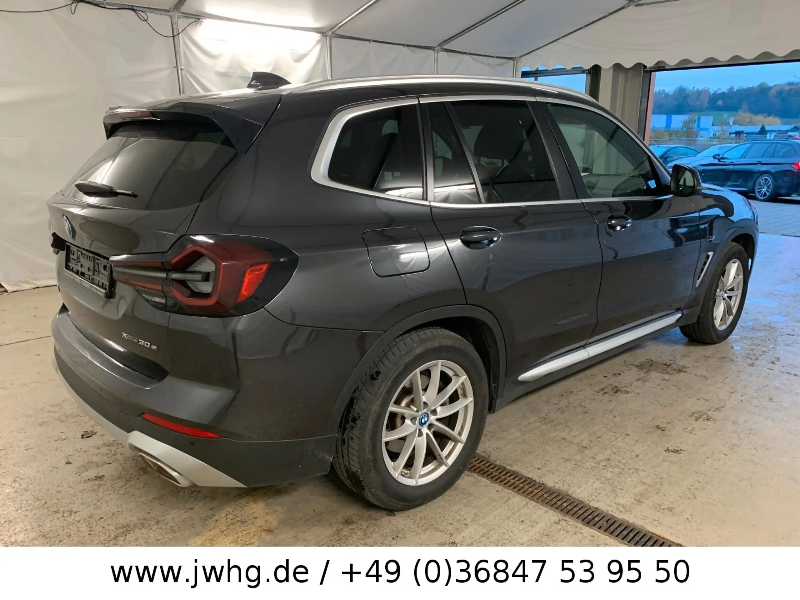 BMW - X3