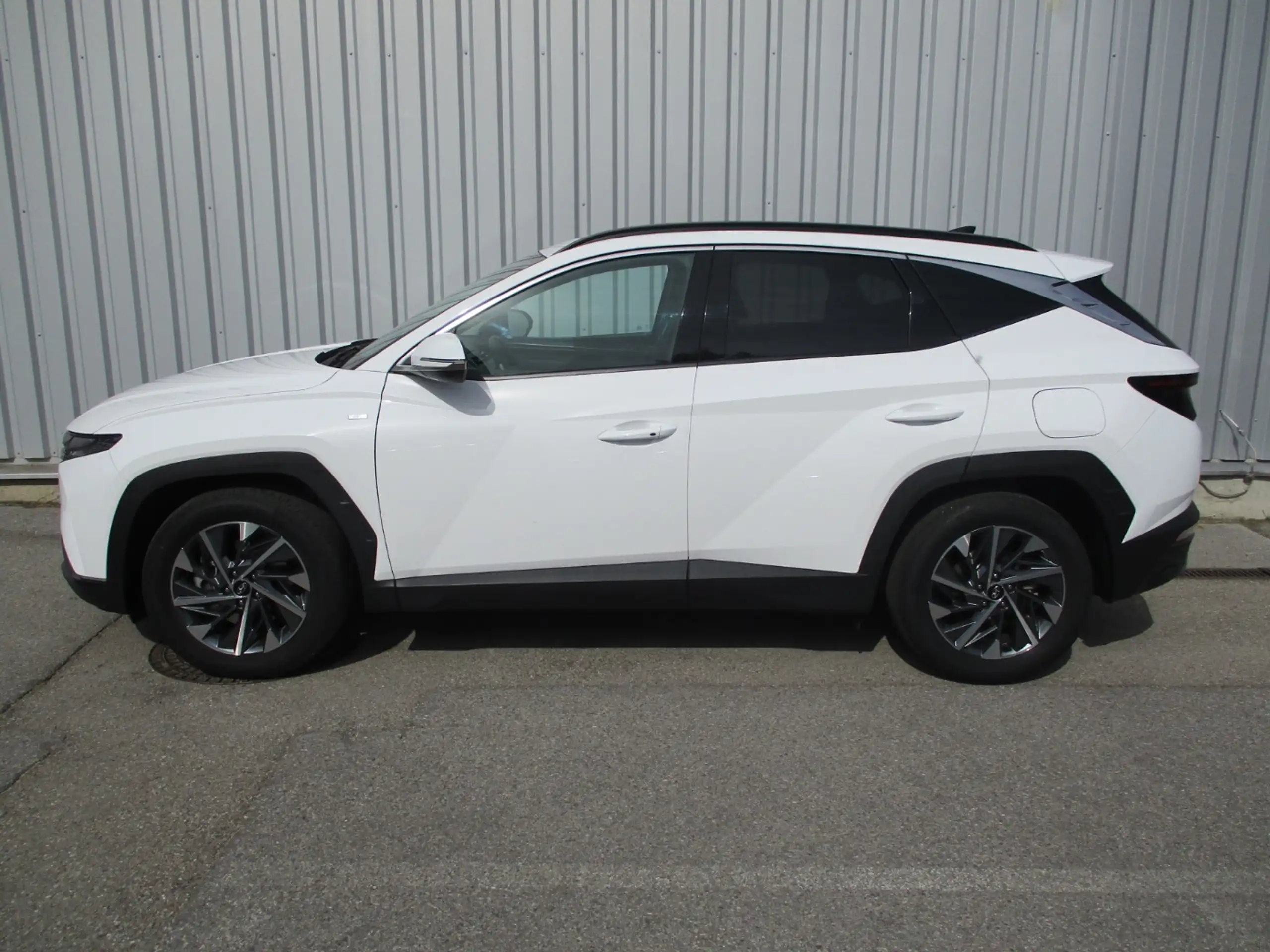 Hyundai - TUCSON