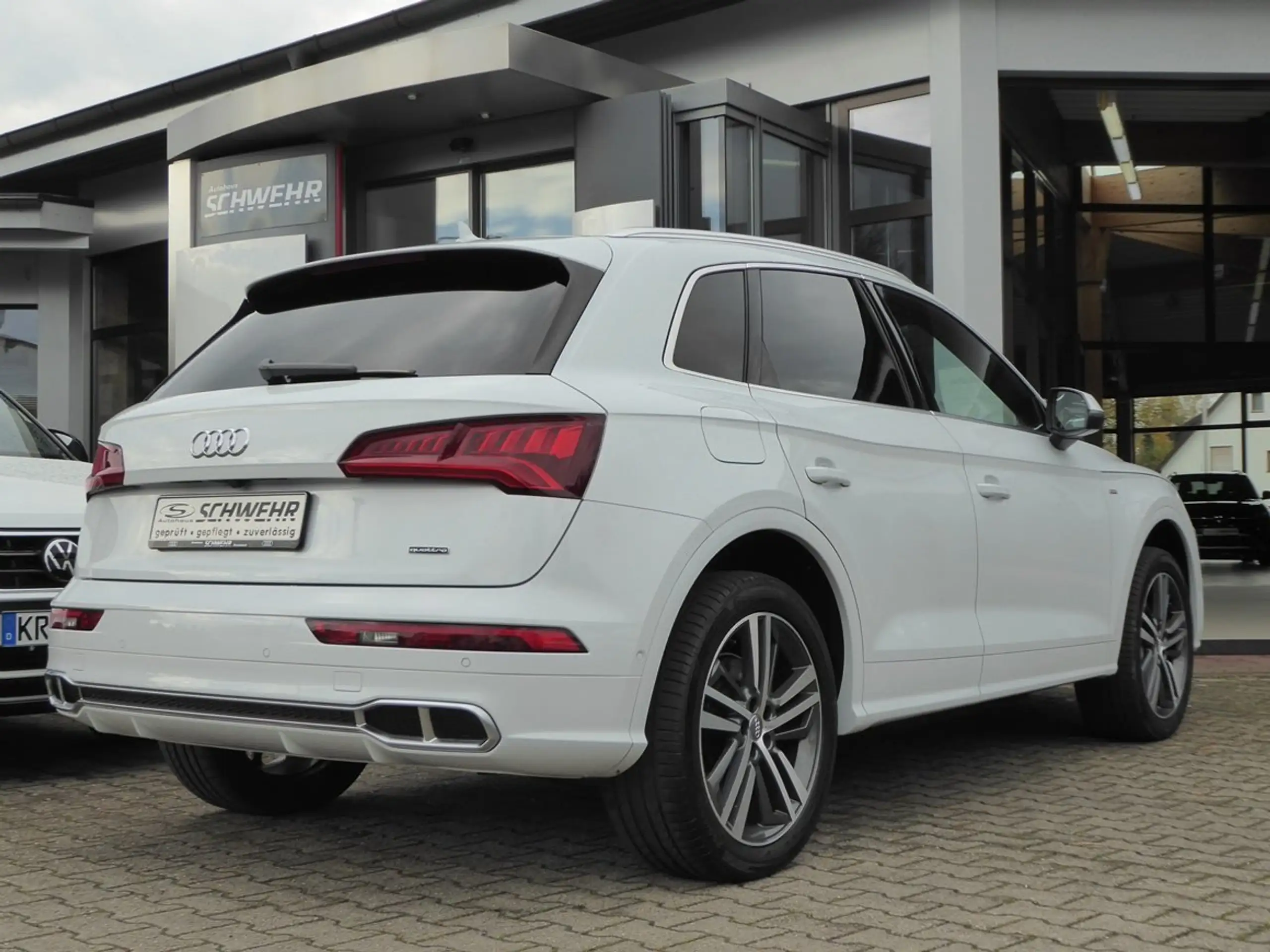 Audi - Q5