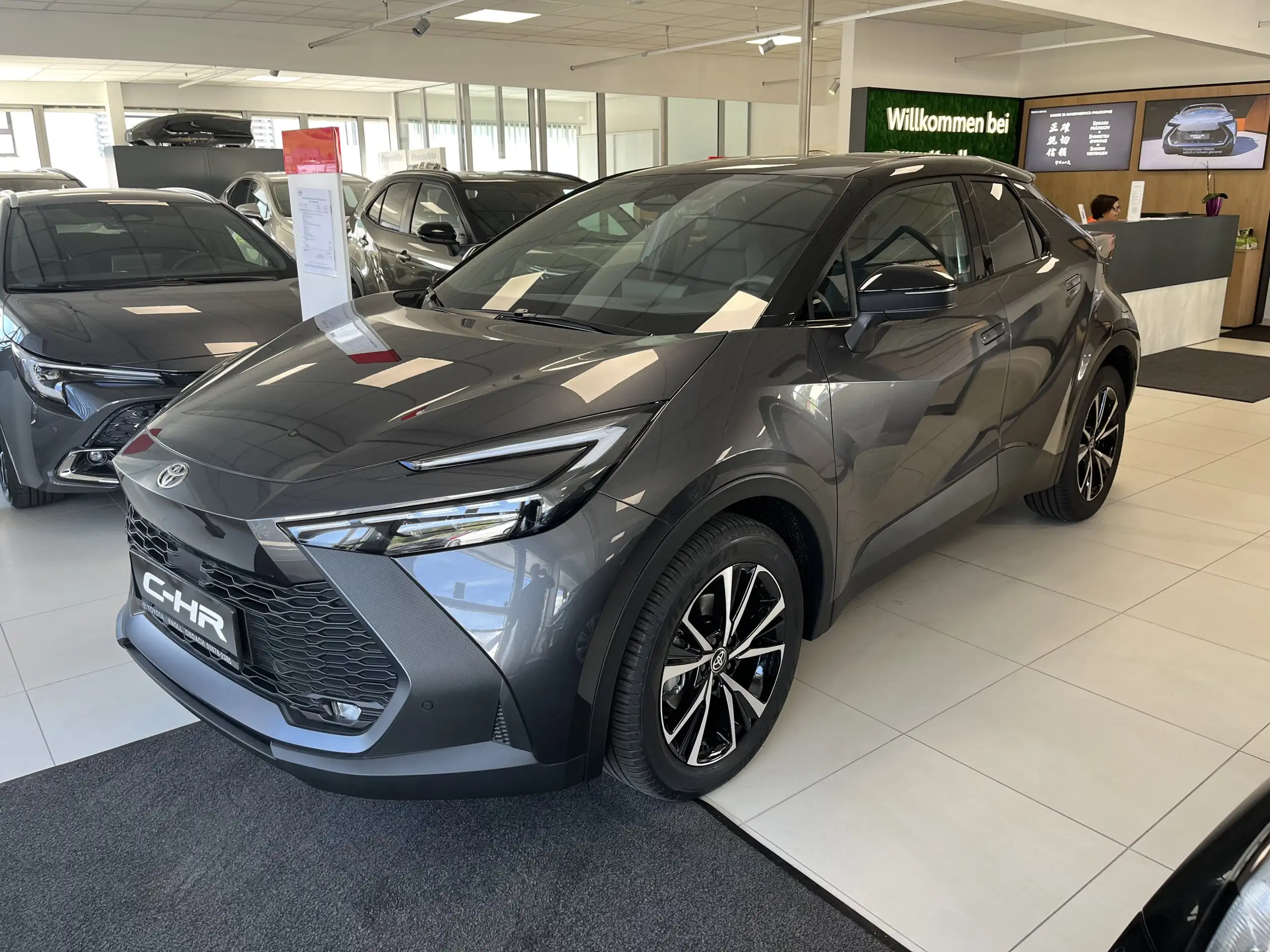 Toyota - C-HR