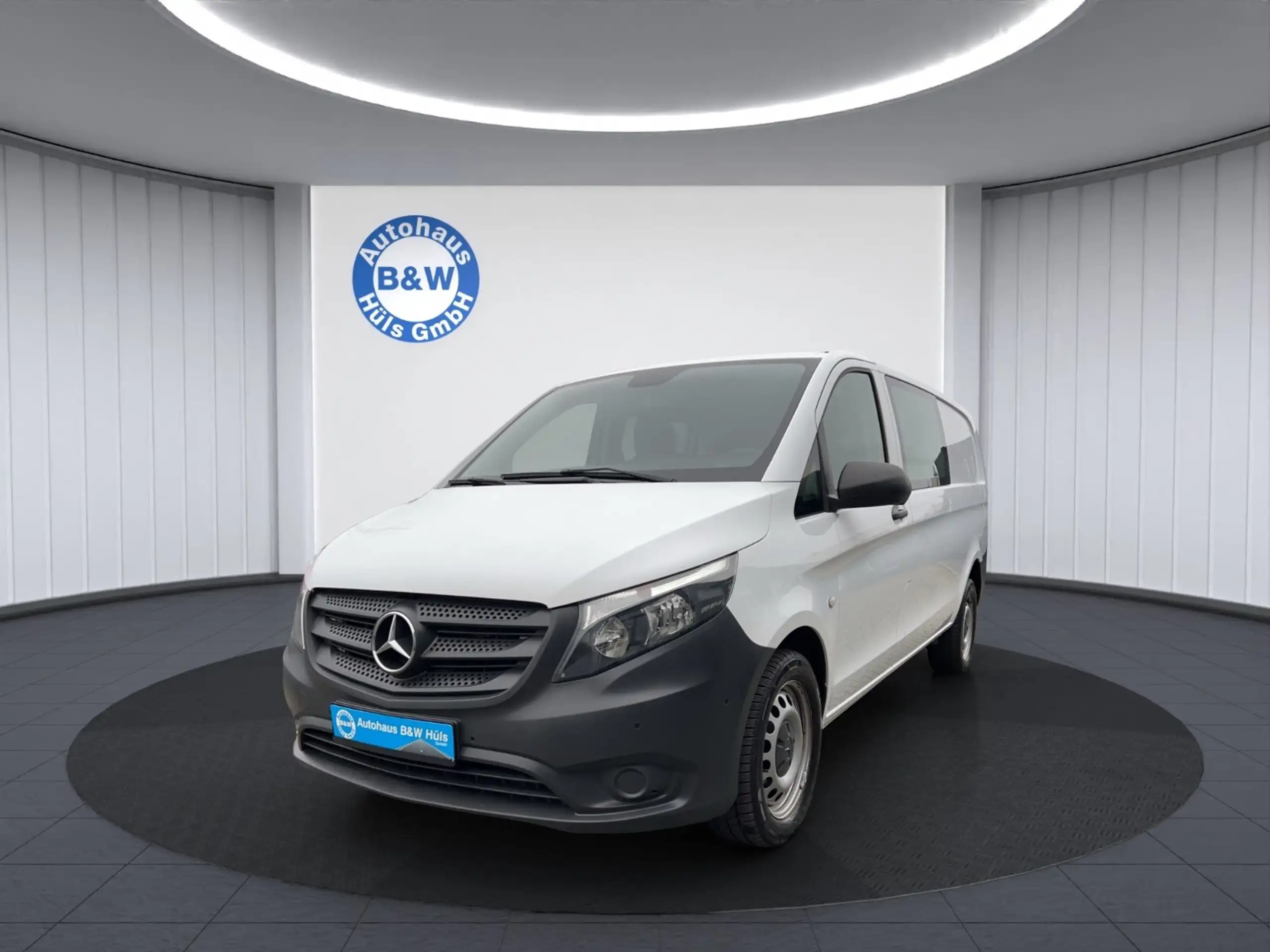 Mercedes-Benz - Vito