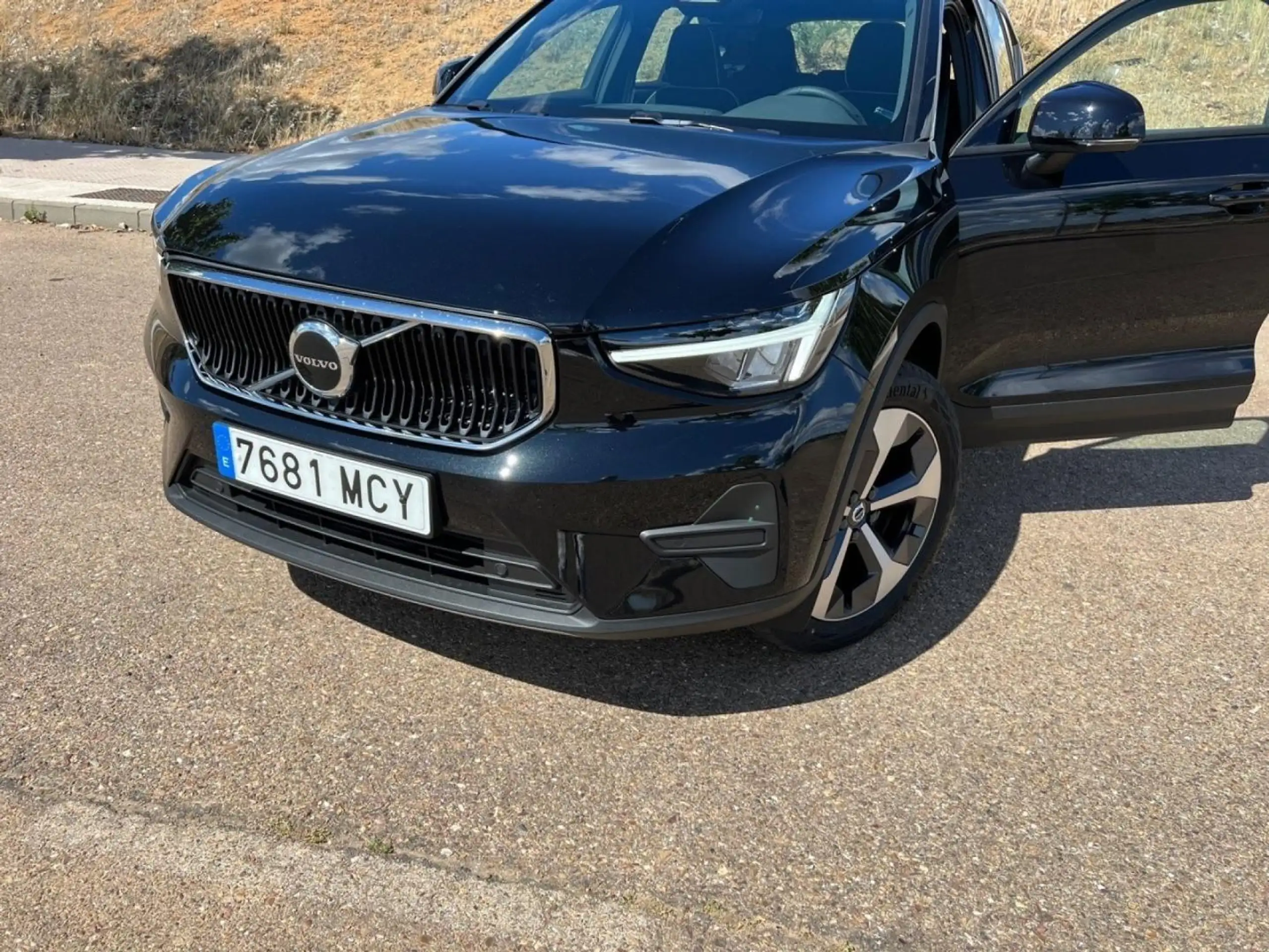 Volvo - XC40