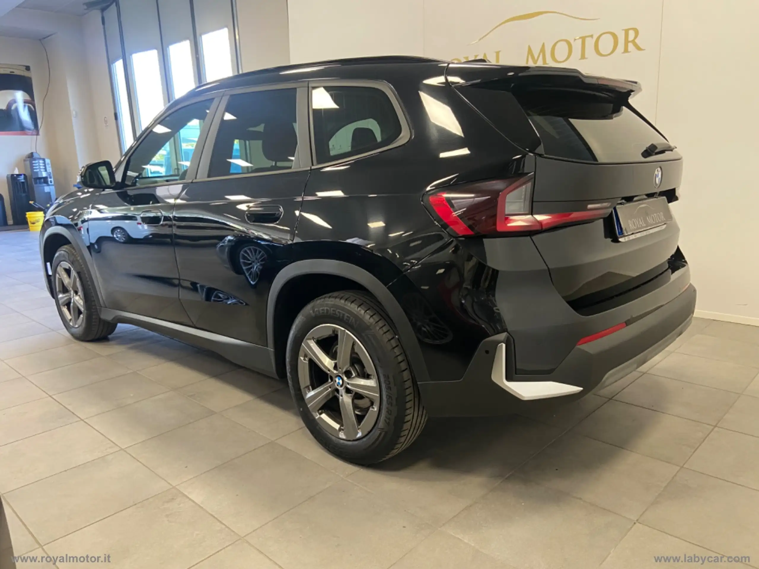 BMW - X1