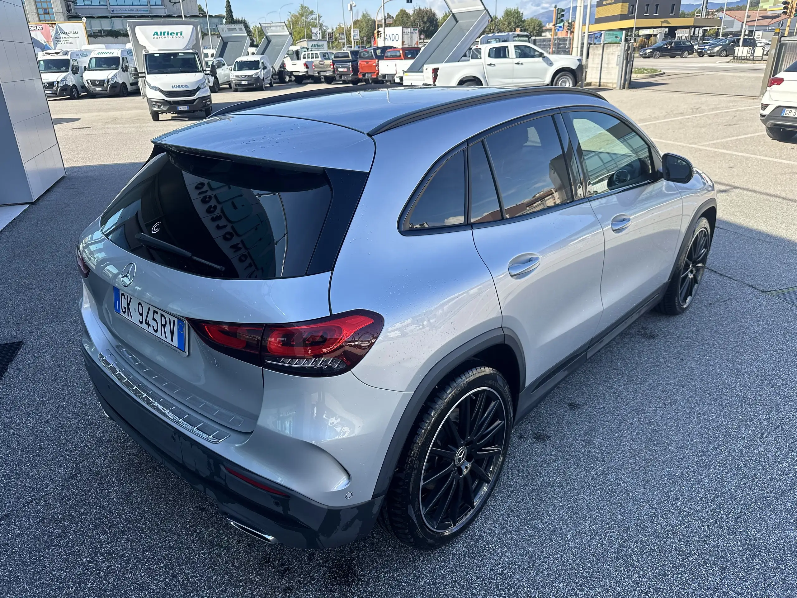 Mercedes-Benz - GLA 250