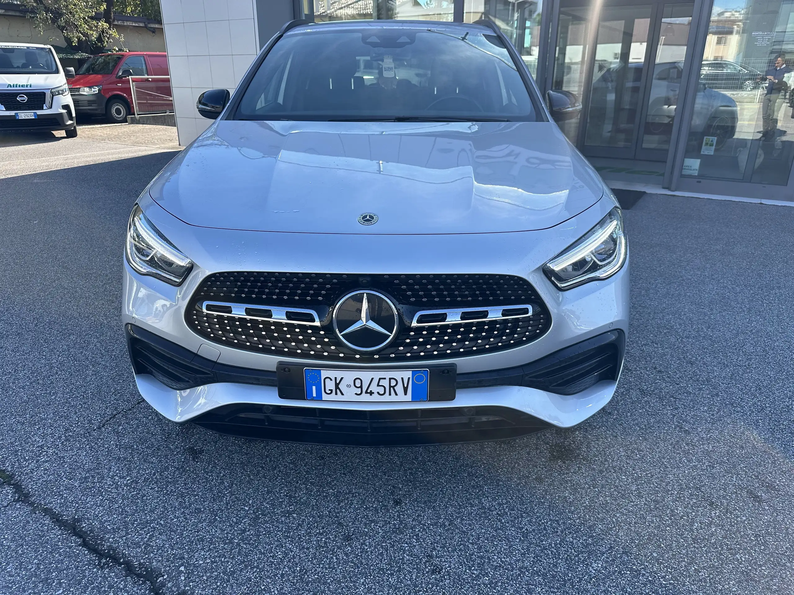 Mercedes-Benz - GLA 250