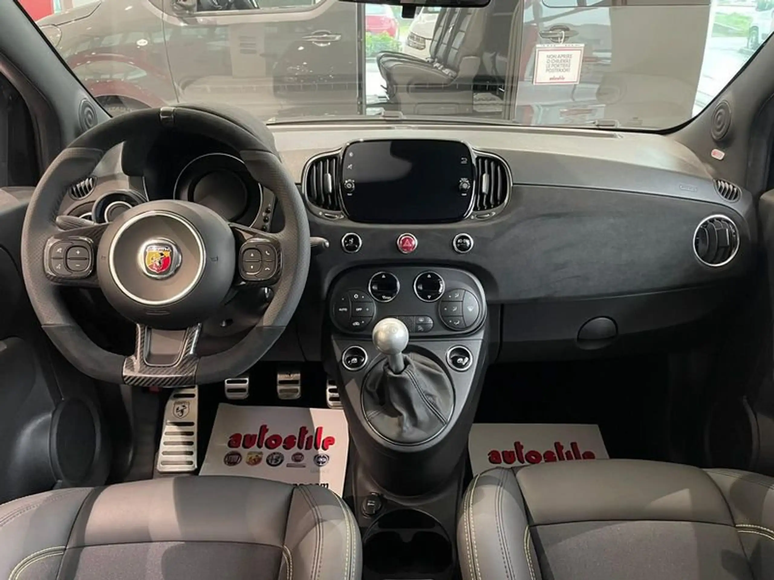 Abarth - 695