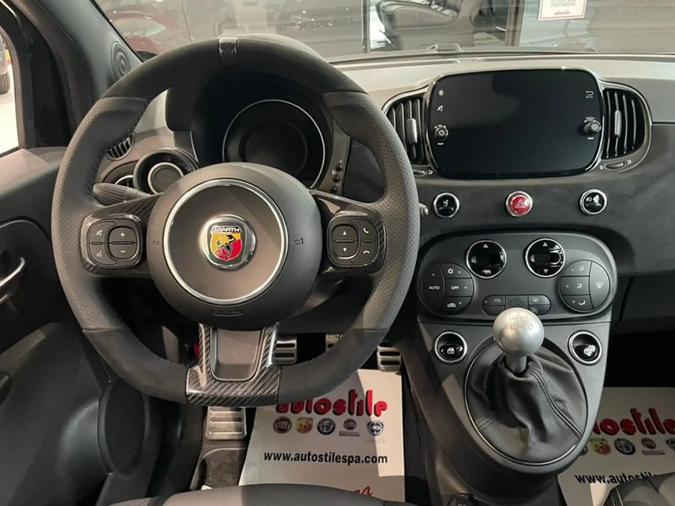 Abarth - 695