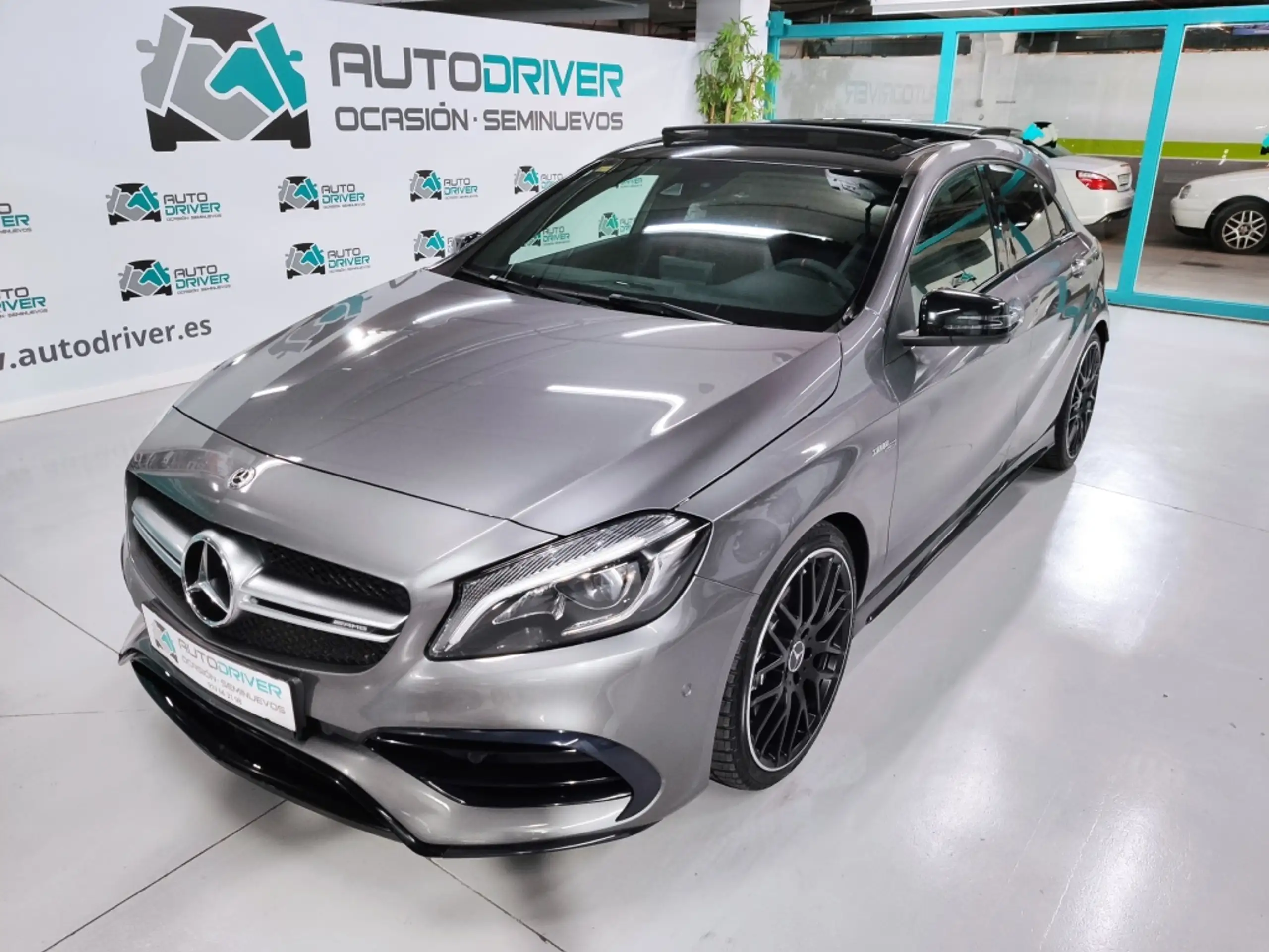 Mercedes-Benz - A 45 AMG