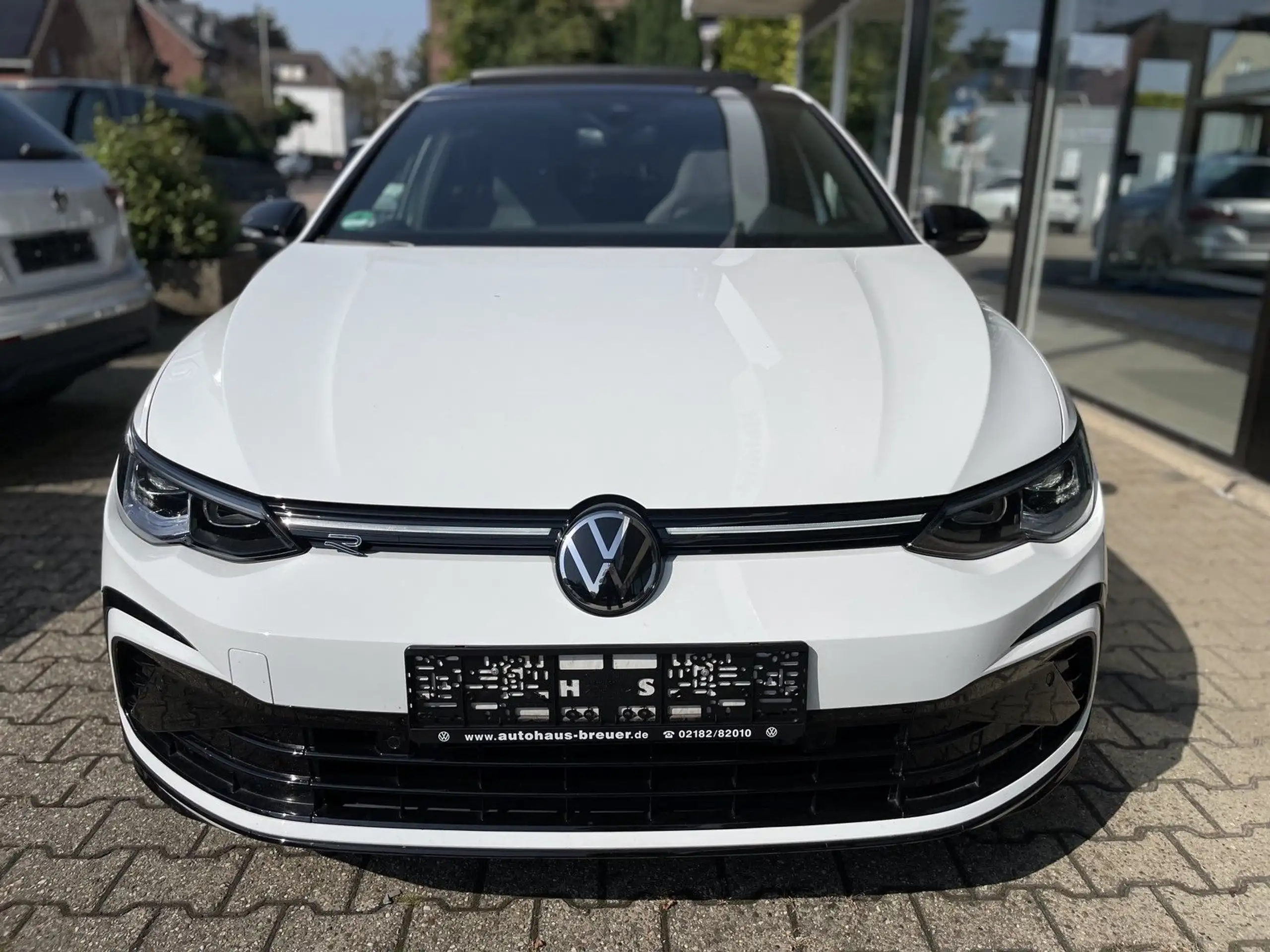 Volkswagen - Golf