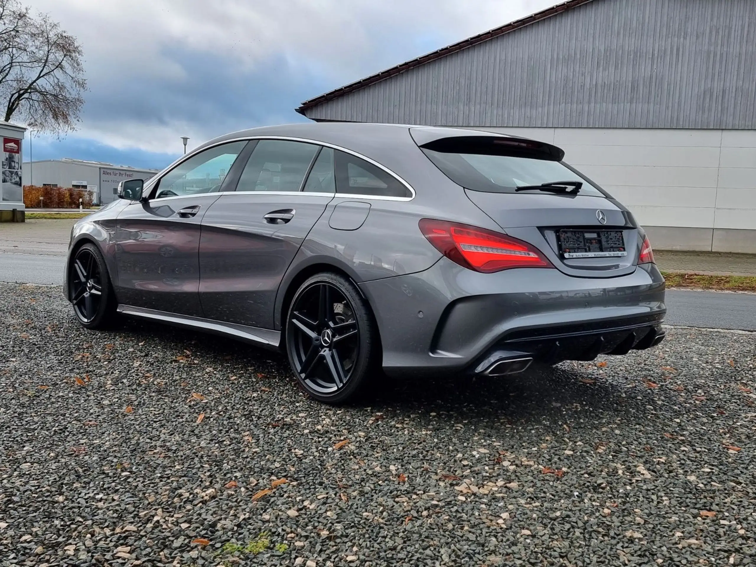 Mercedes-Benz - CLA 45 AMG