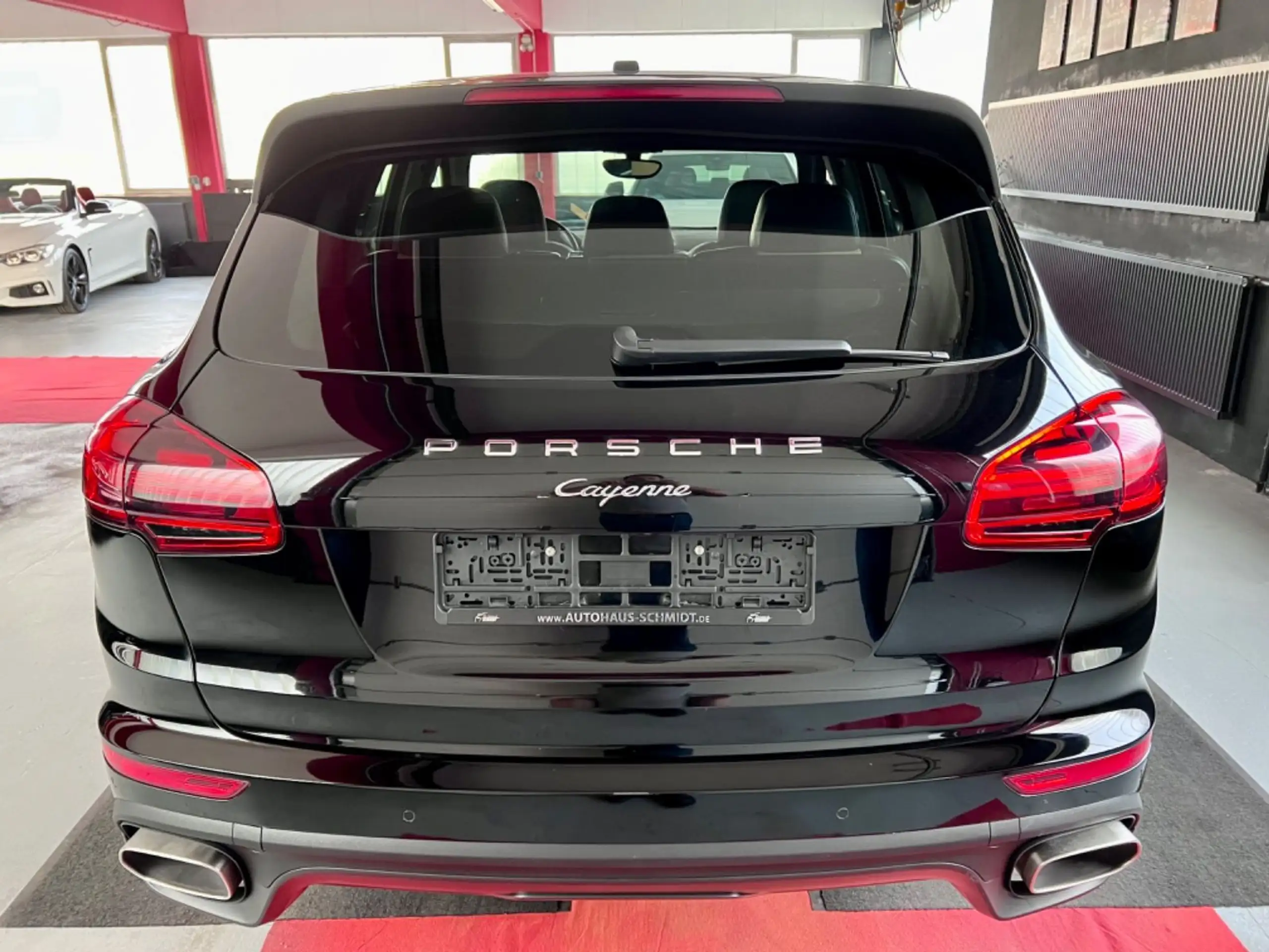 Porsche - Cayenne