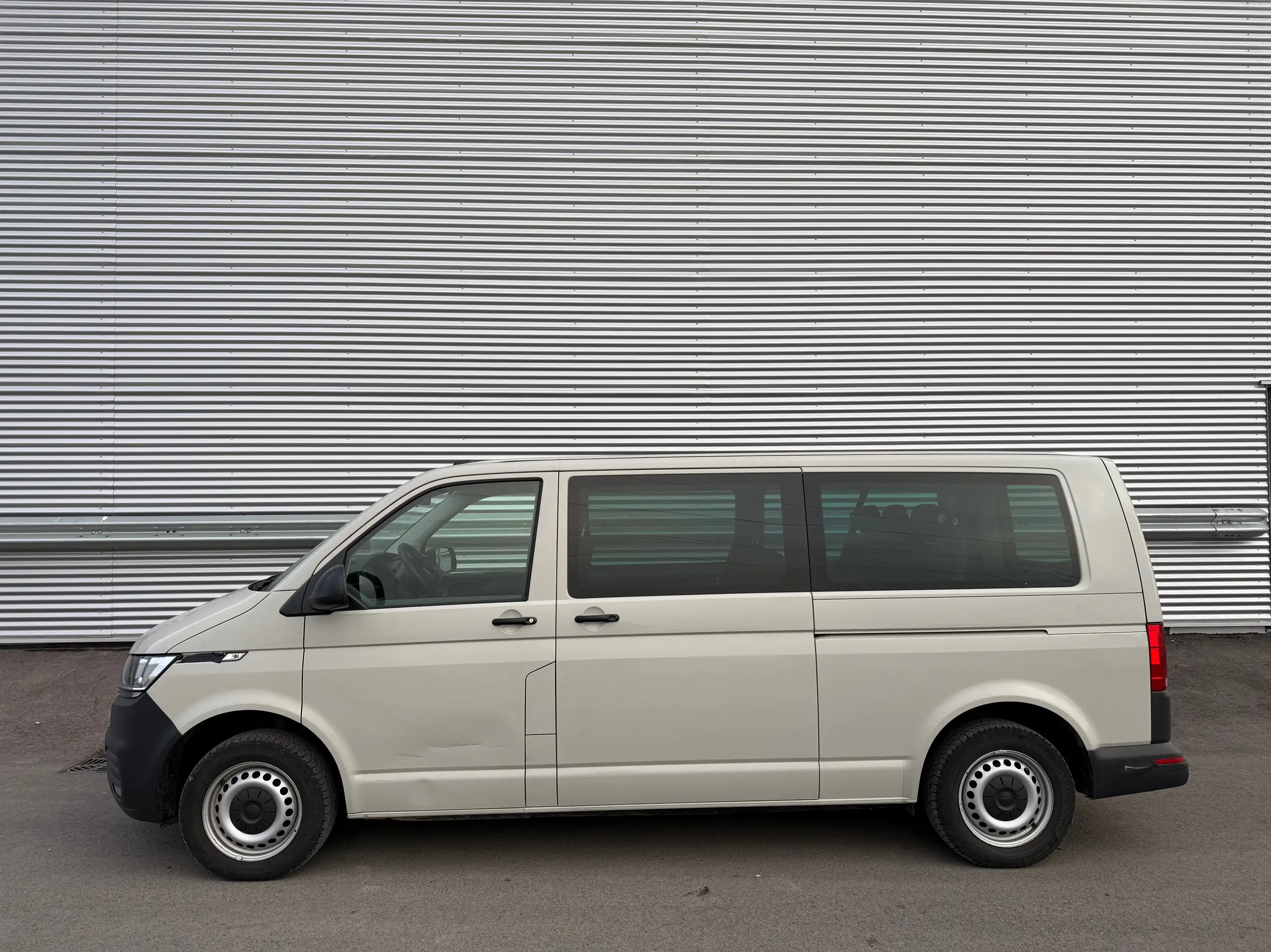 Volkswagen - T6.1 Kombi