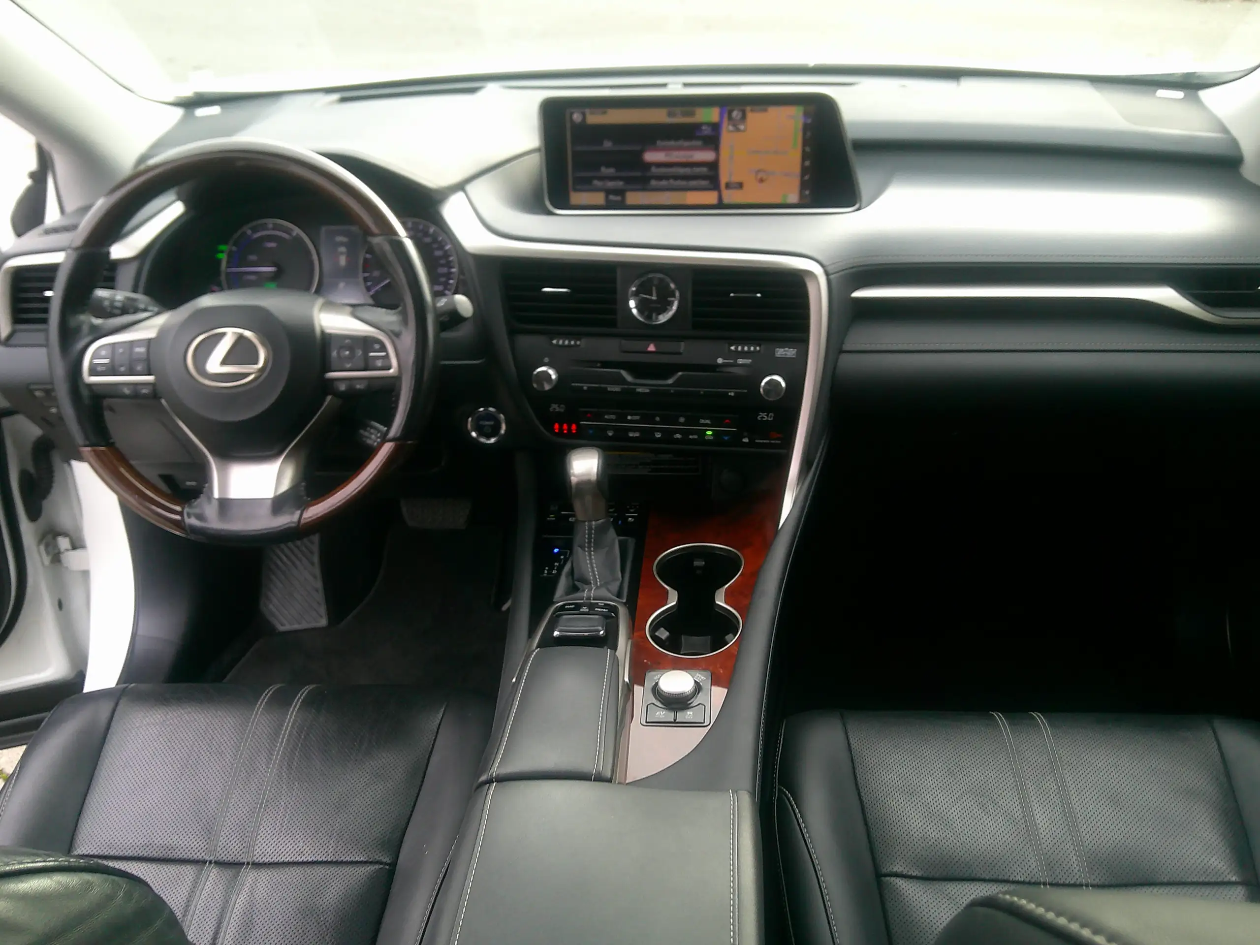 Lexus - RX 450h