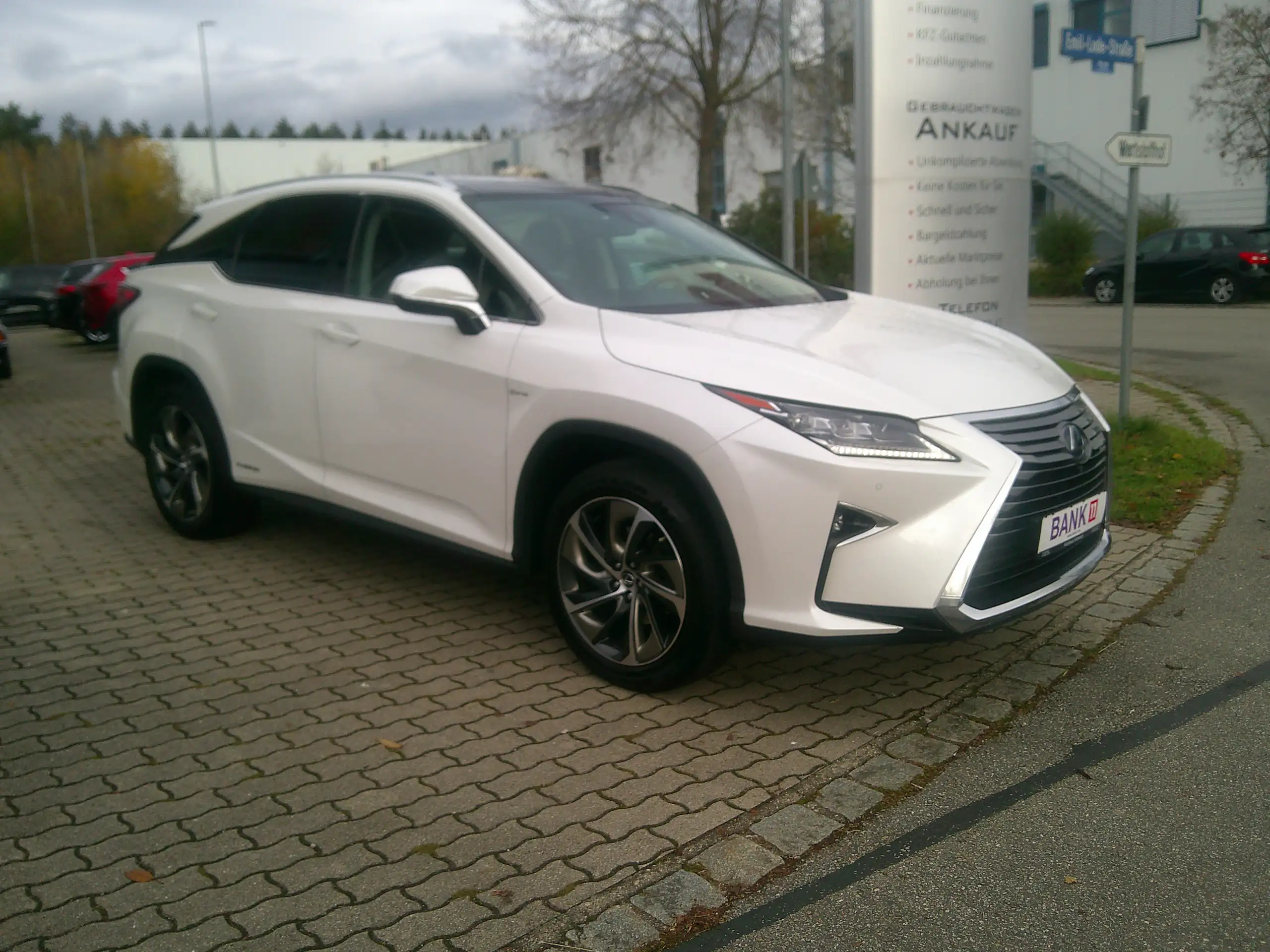 Lexus - RX 450h