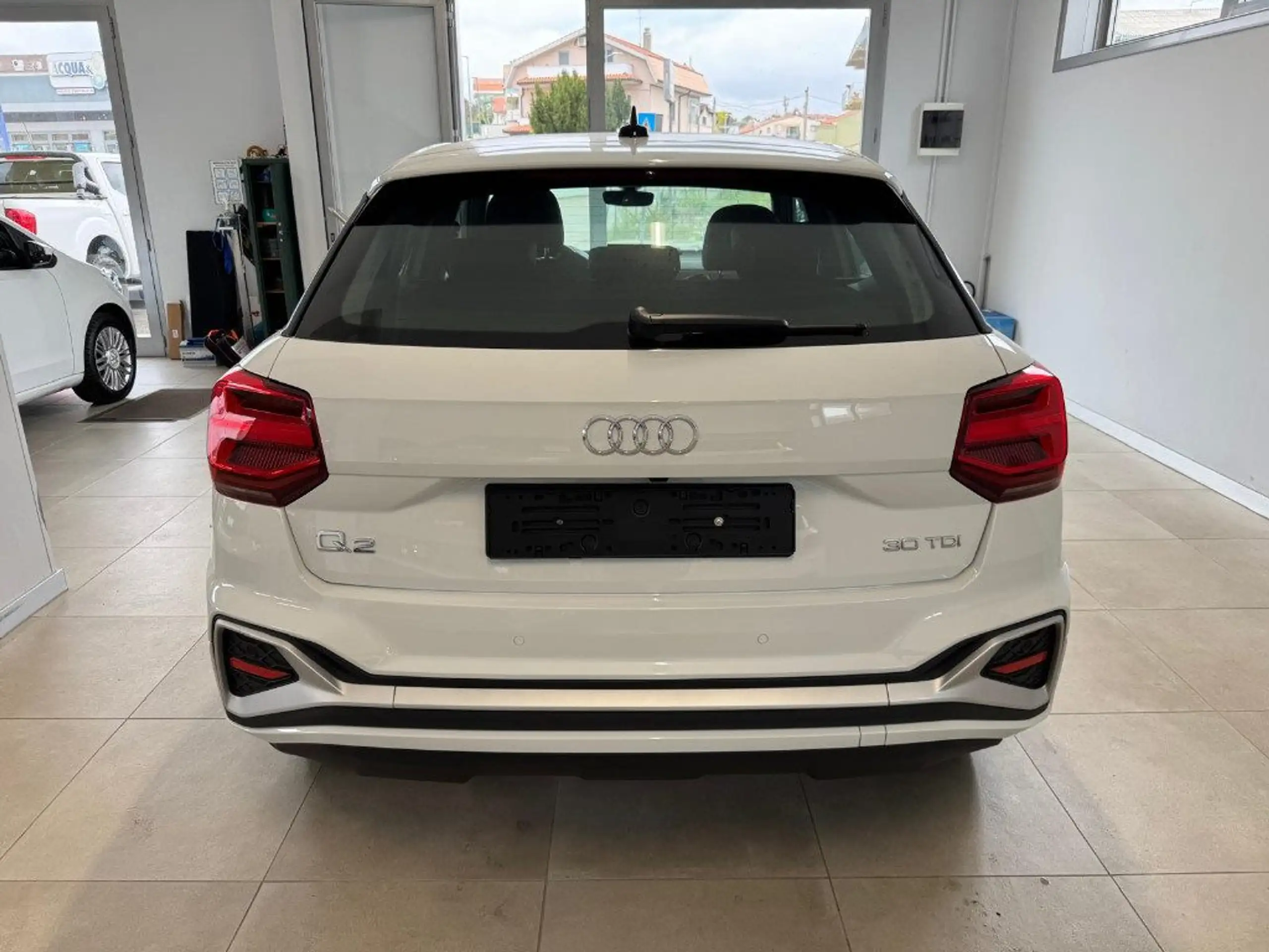 Audi - Q2