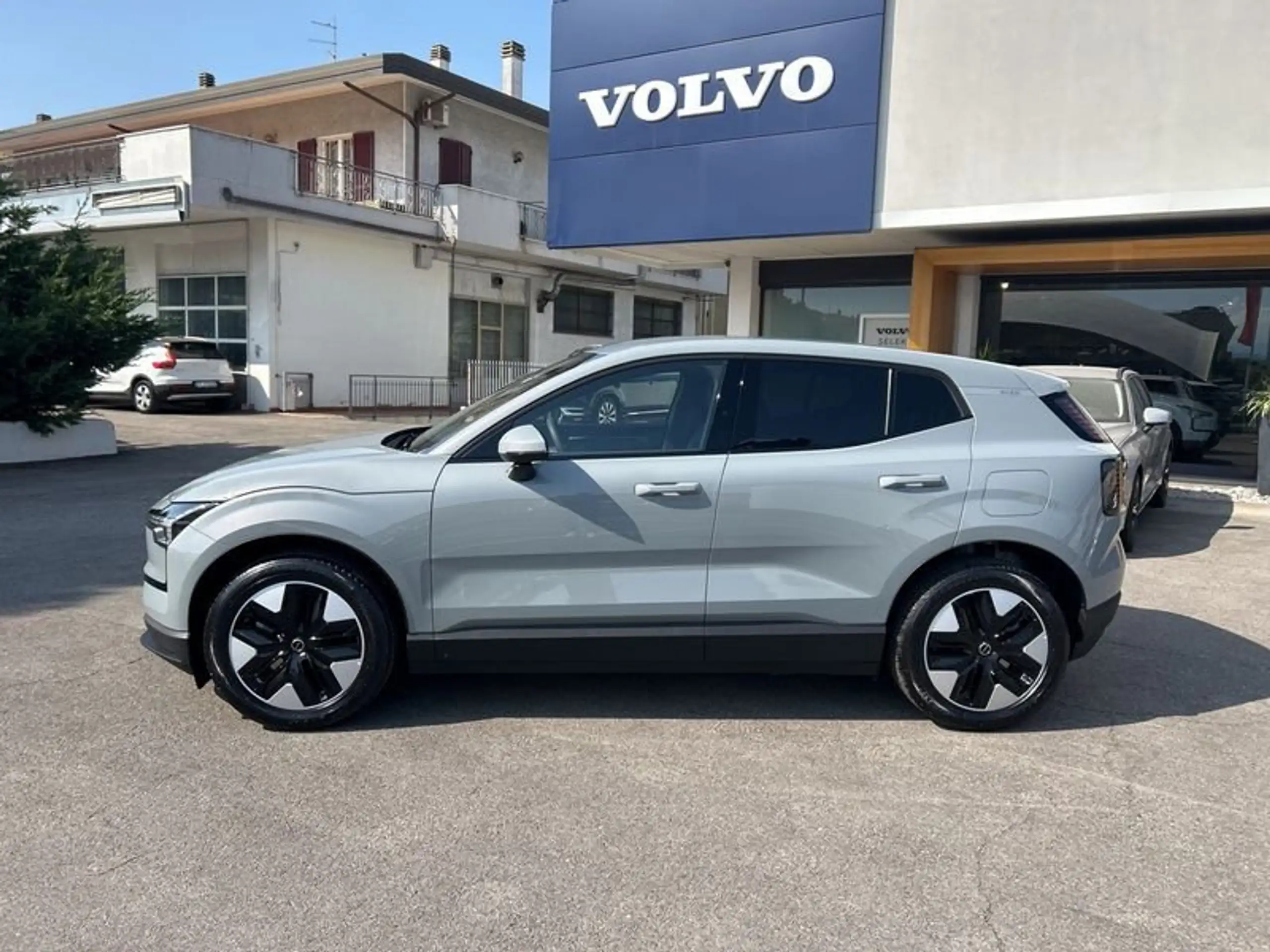 Volvo - EX30