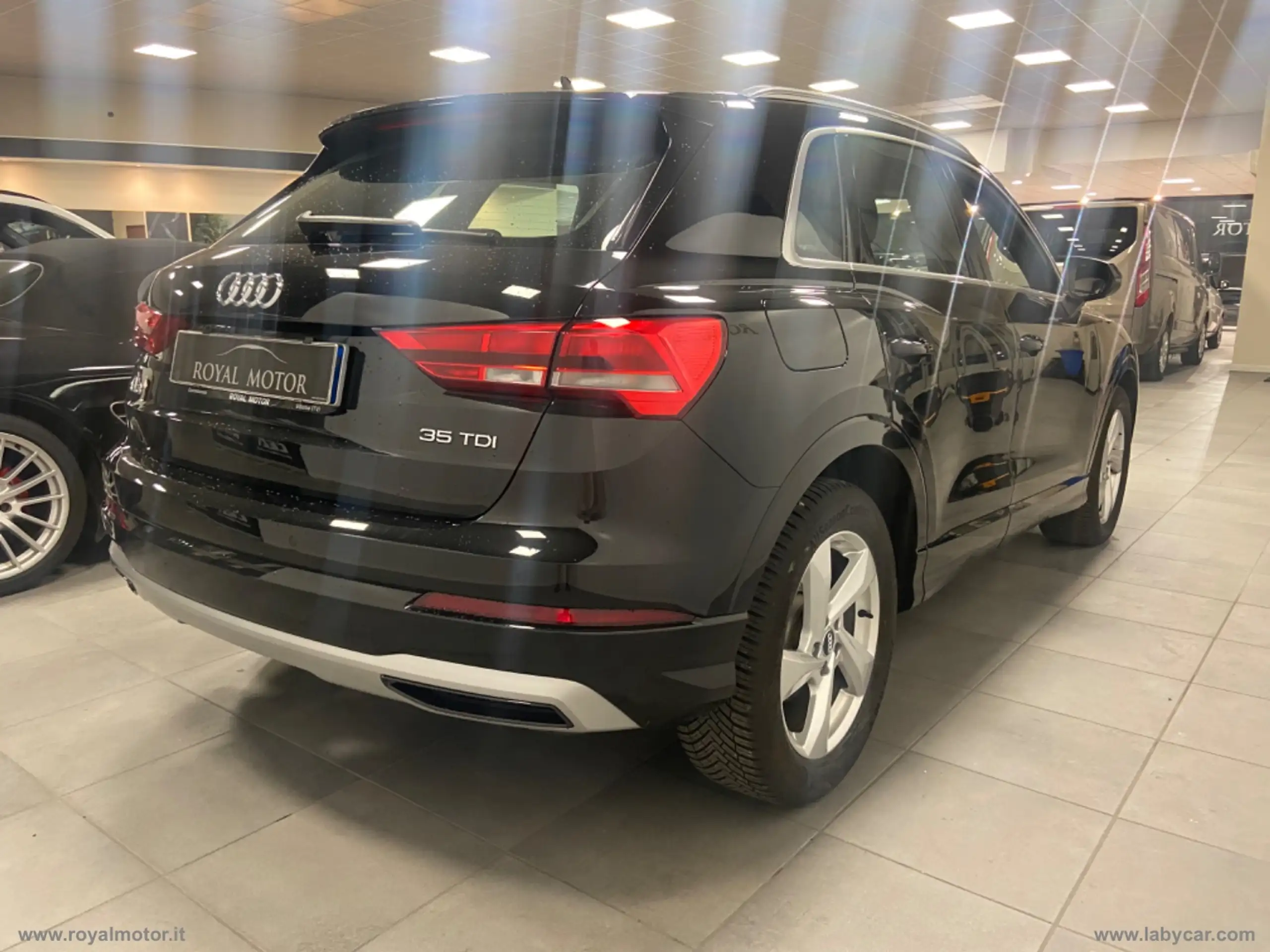 Audi - Q3