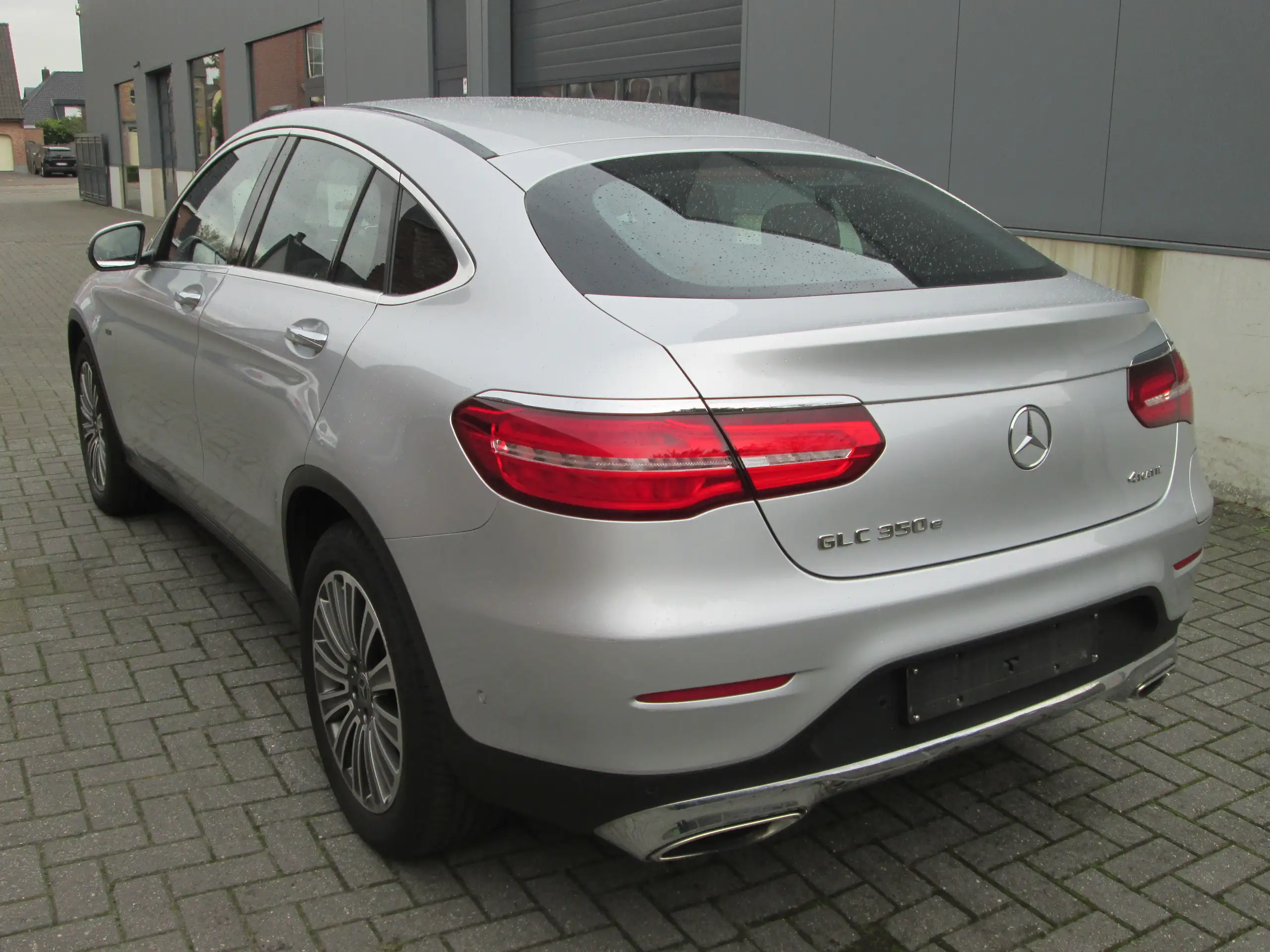 Mercedes-Benz - GLC 350