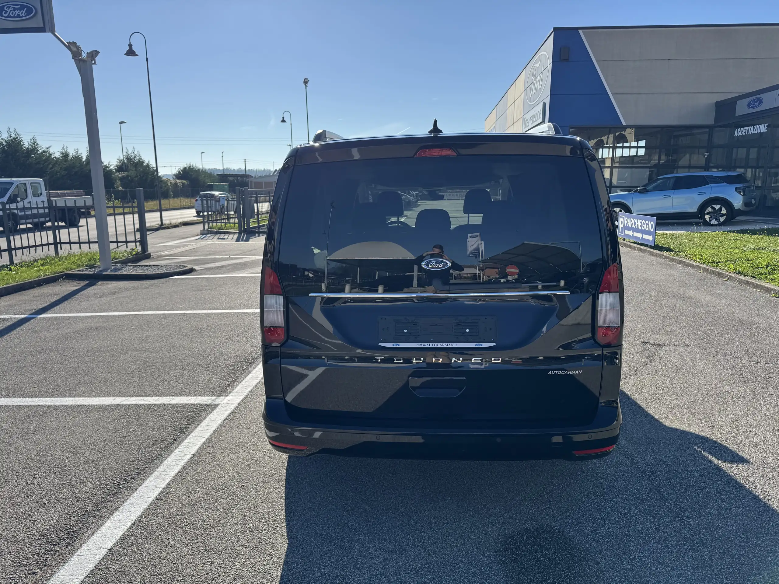 Ford - Tourneo Connect