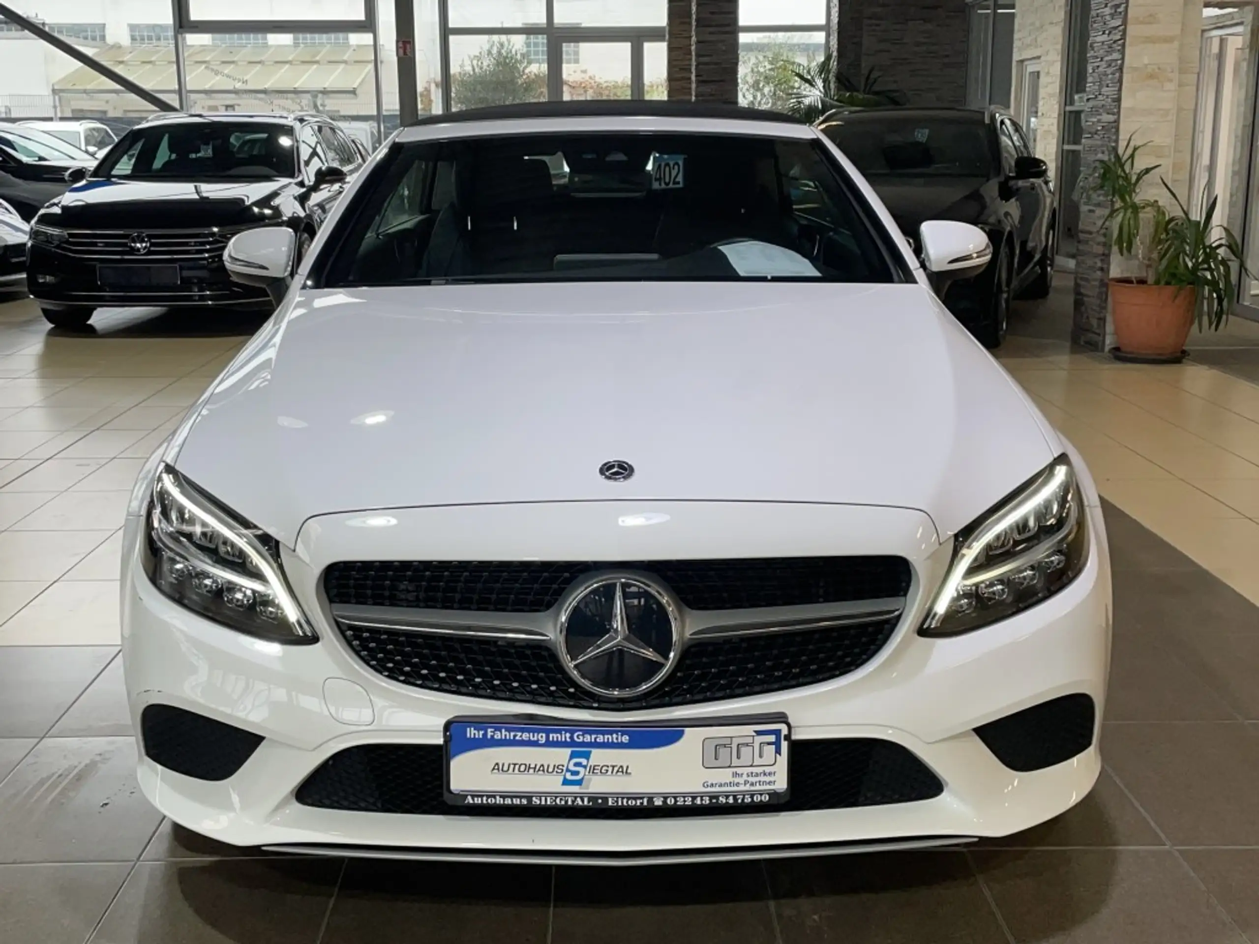 Mercedes-Benz - C 220