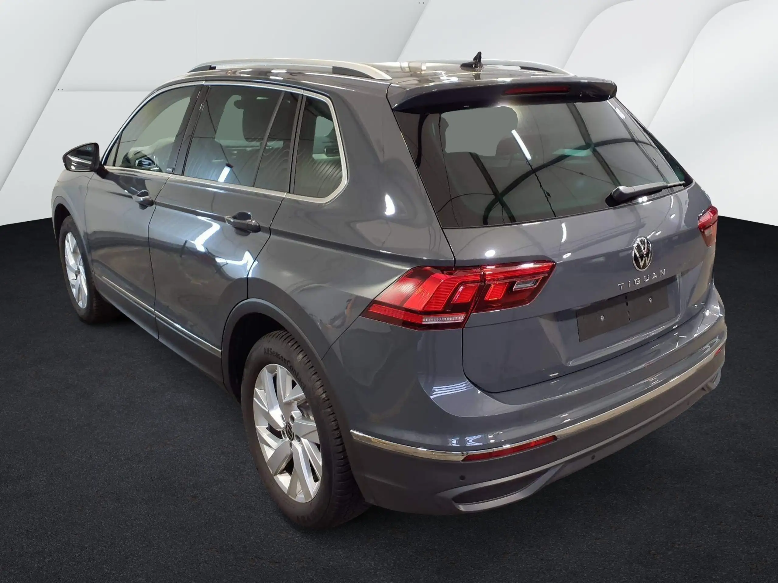 Volkswagen - Tiguan