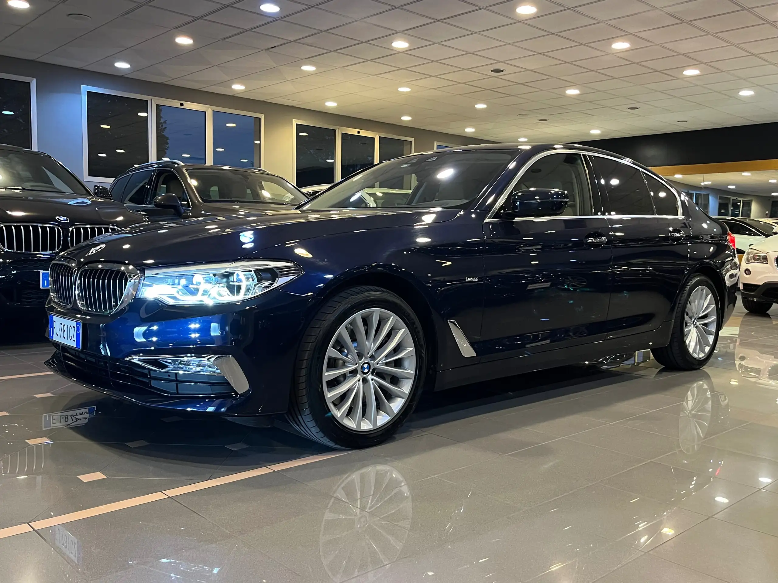 BMW - 530