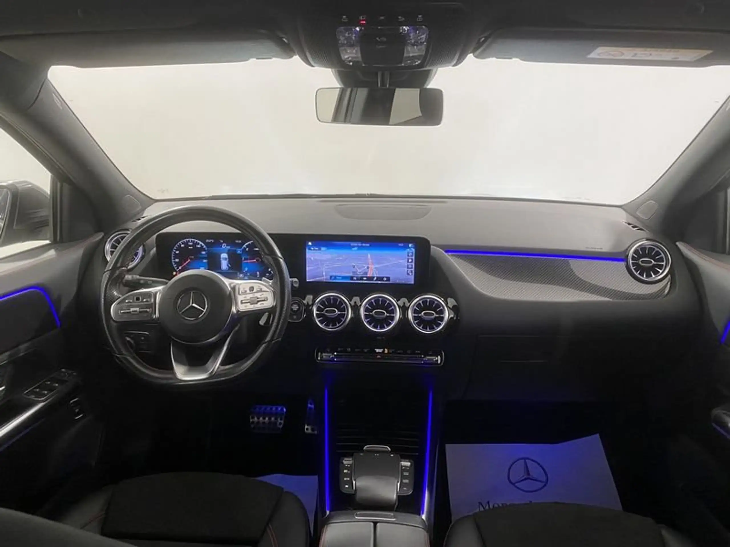 Mercedes-Benz - GLA 200