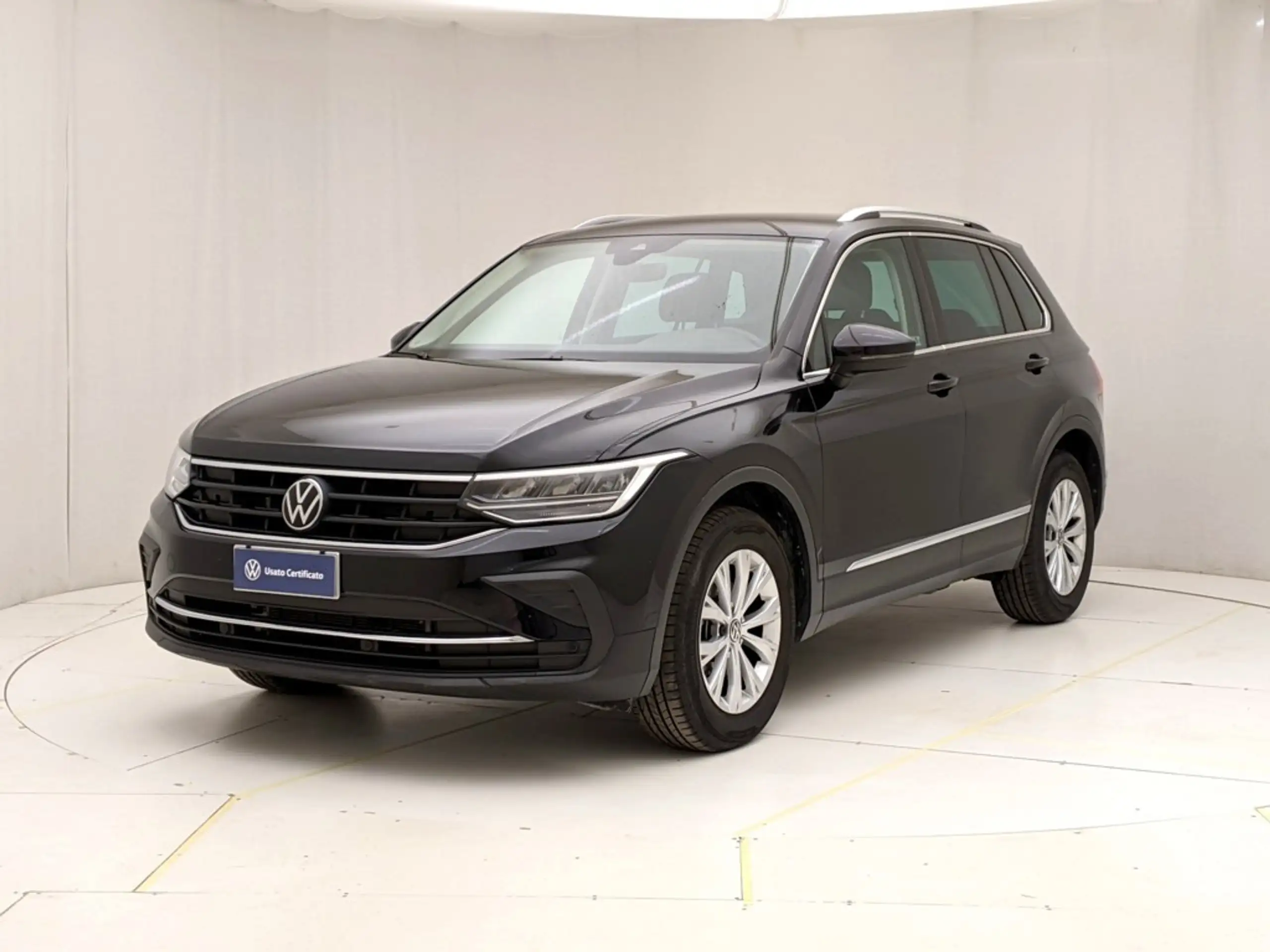 Volkswagen - Tiguan