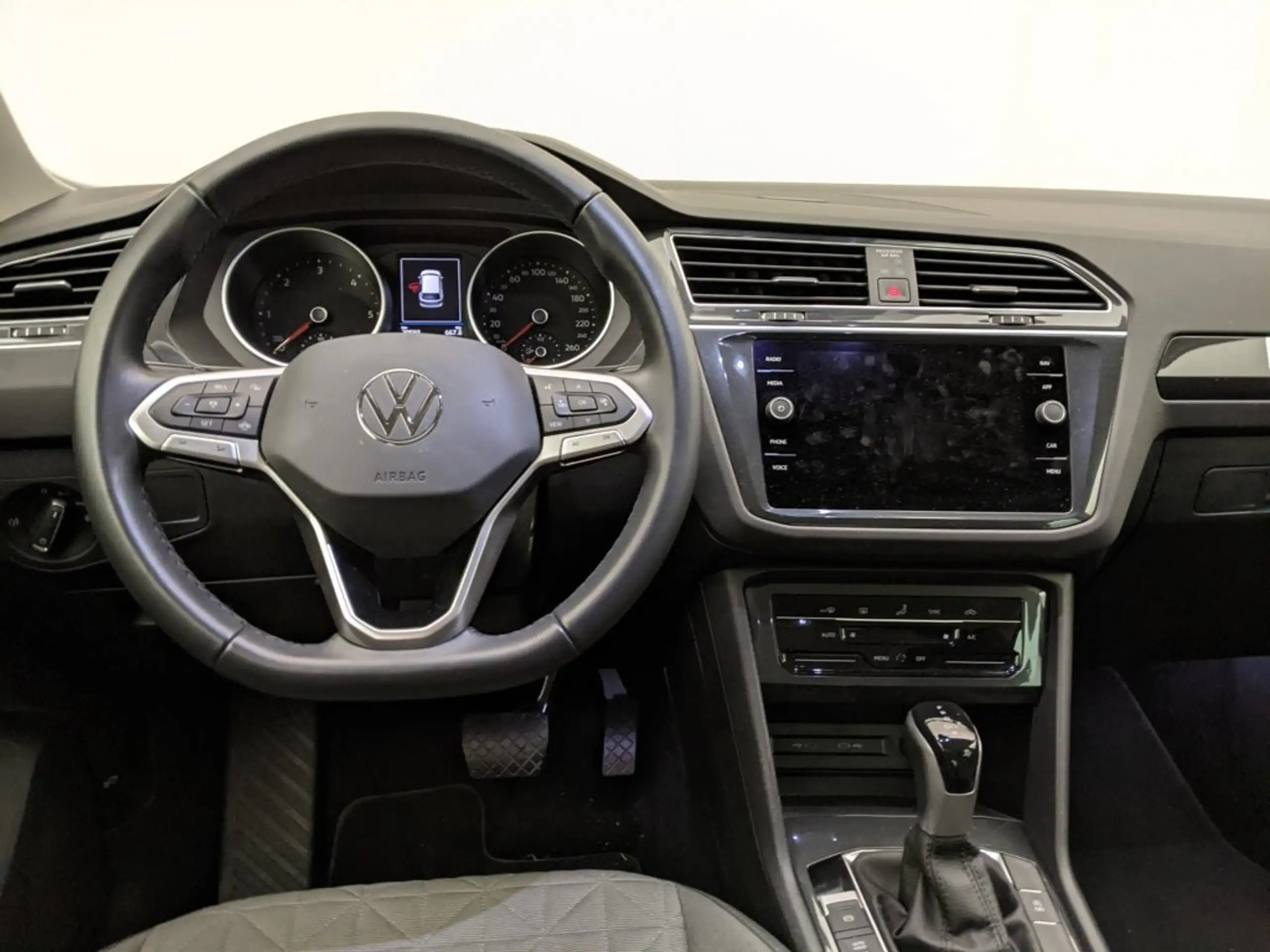 Volkswagen - Tiguan