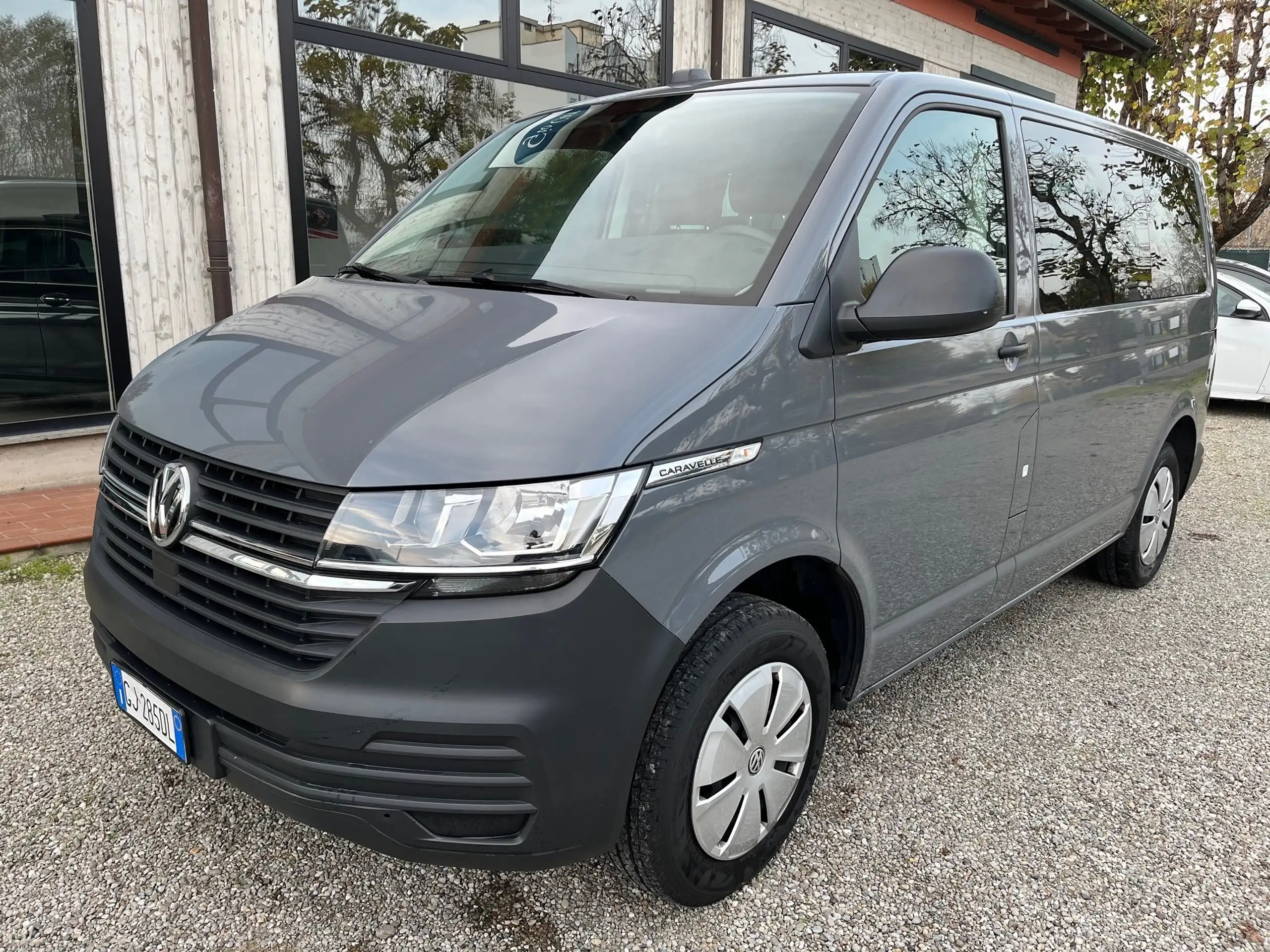 Volkswagen - T6.1 Caravelle