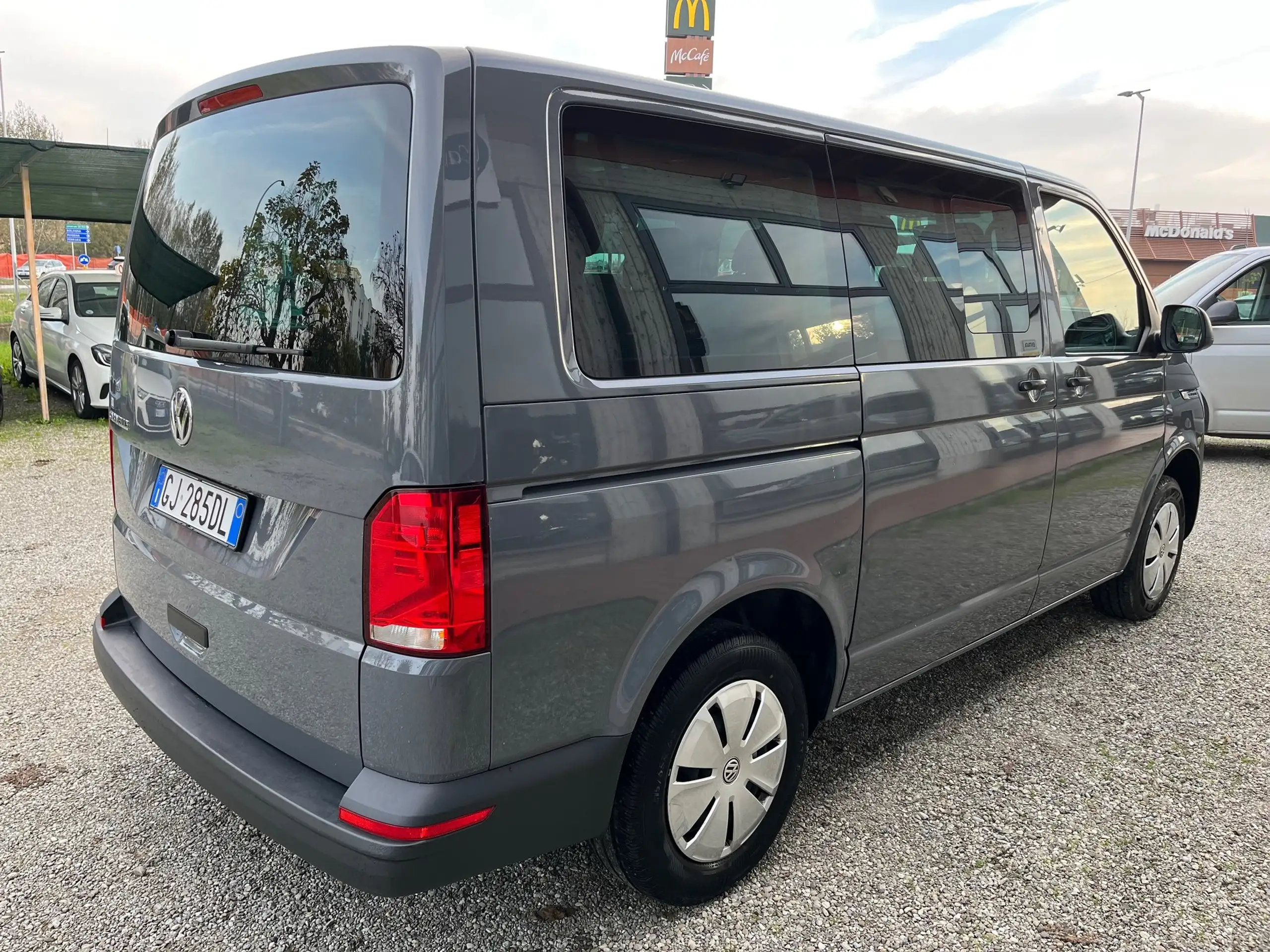 Volkswagen - T6.1 Caravelle