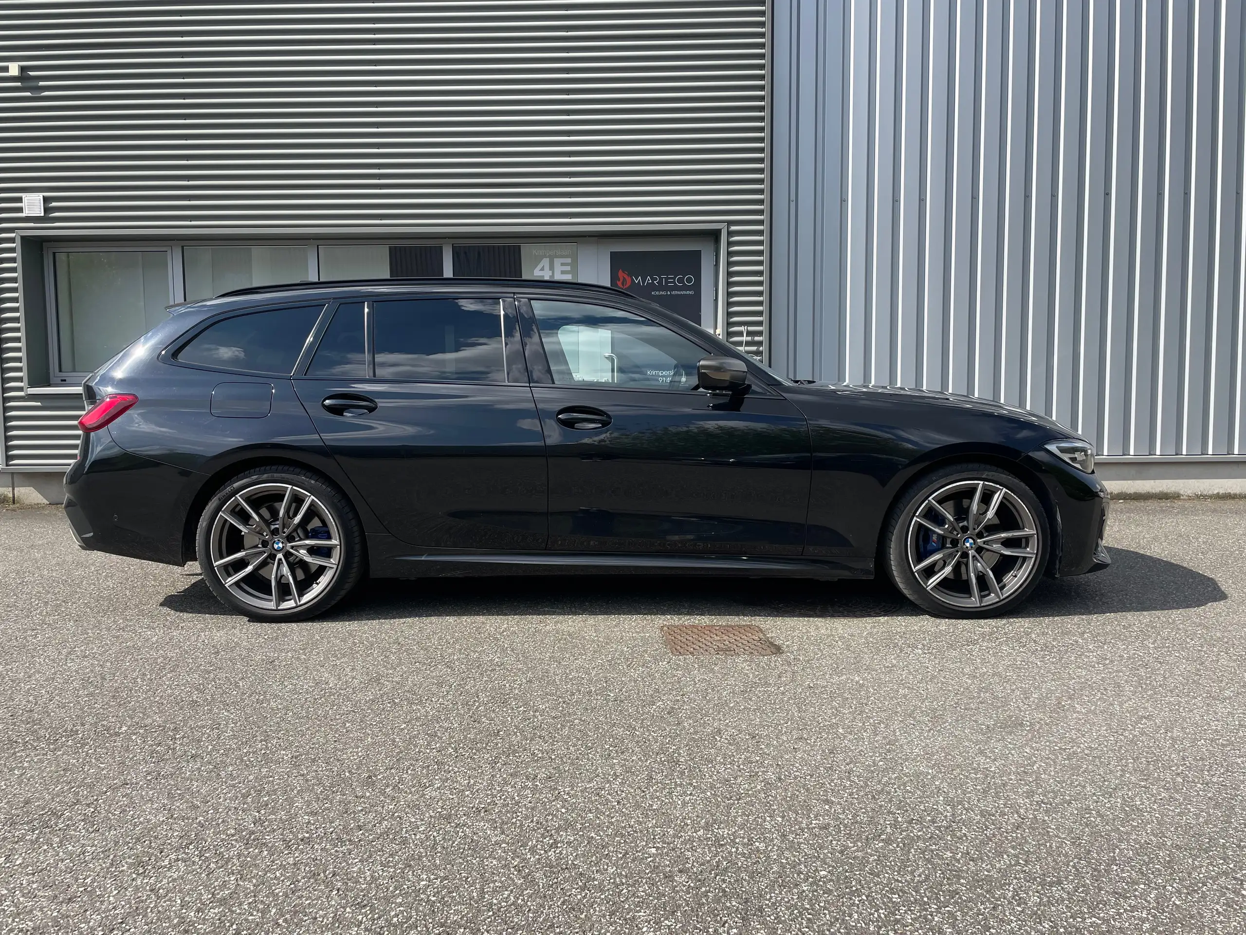 BMW - 340